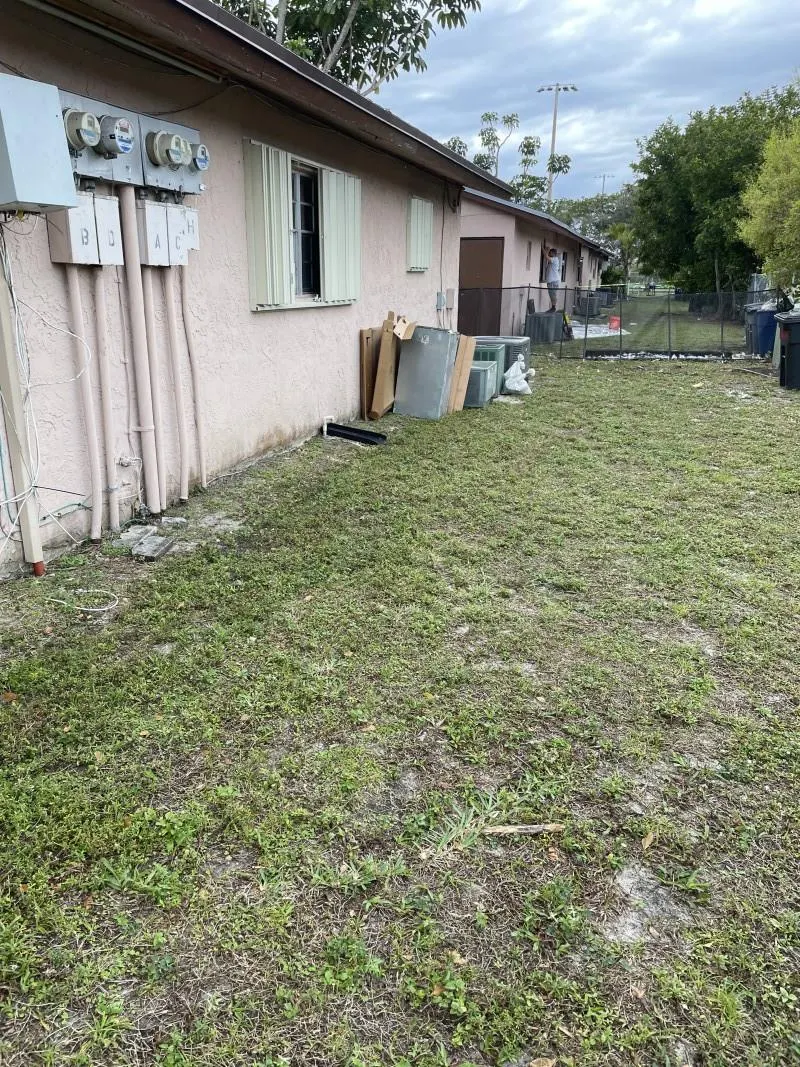 1471 NW 22nd St
