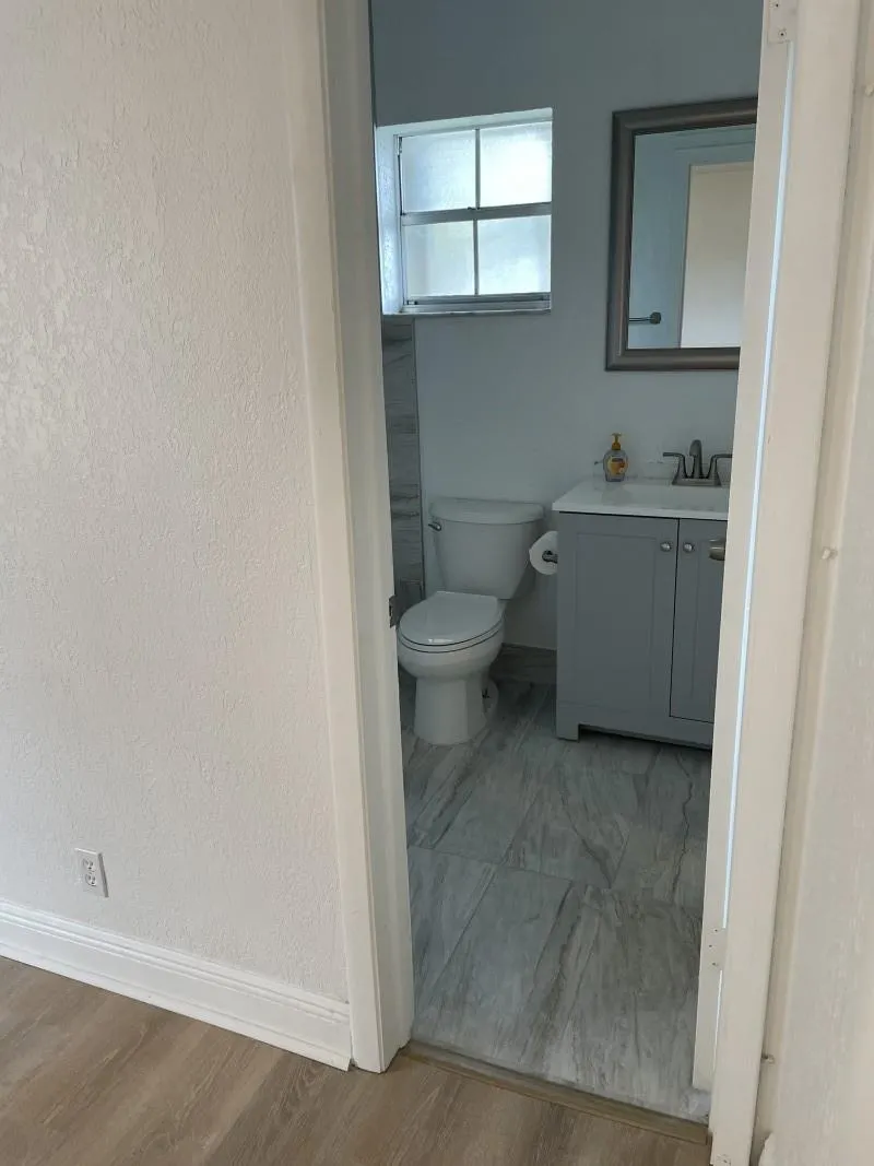 1471 NW 22nd St