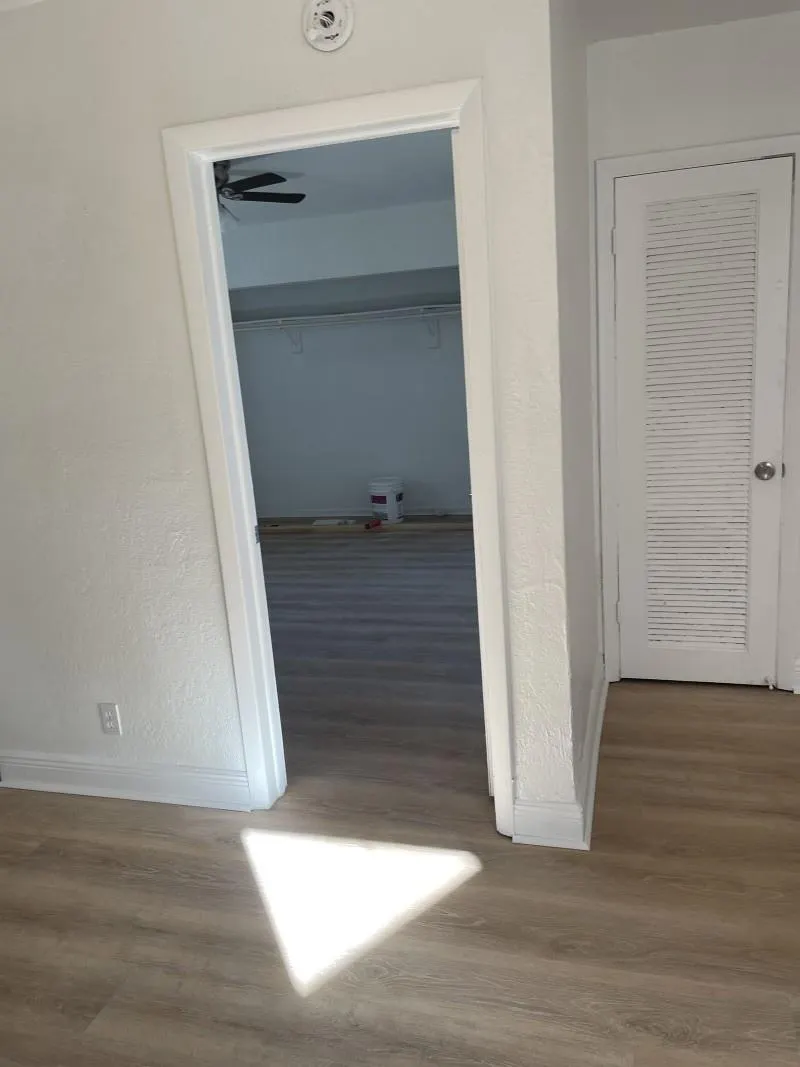 1471 NW 22nd St