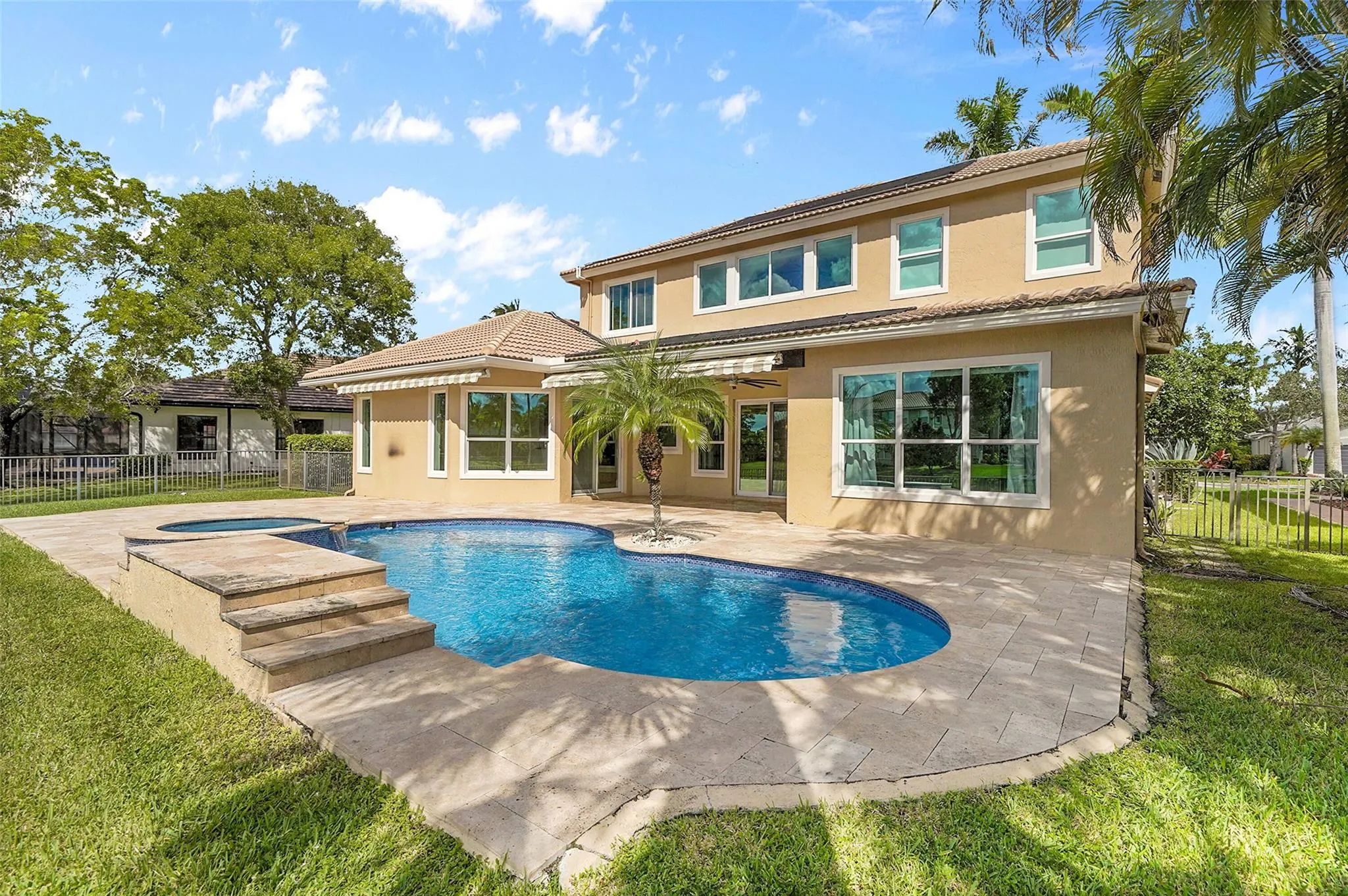 11012 NW 70th Ct