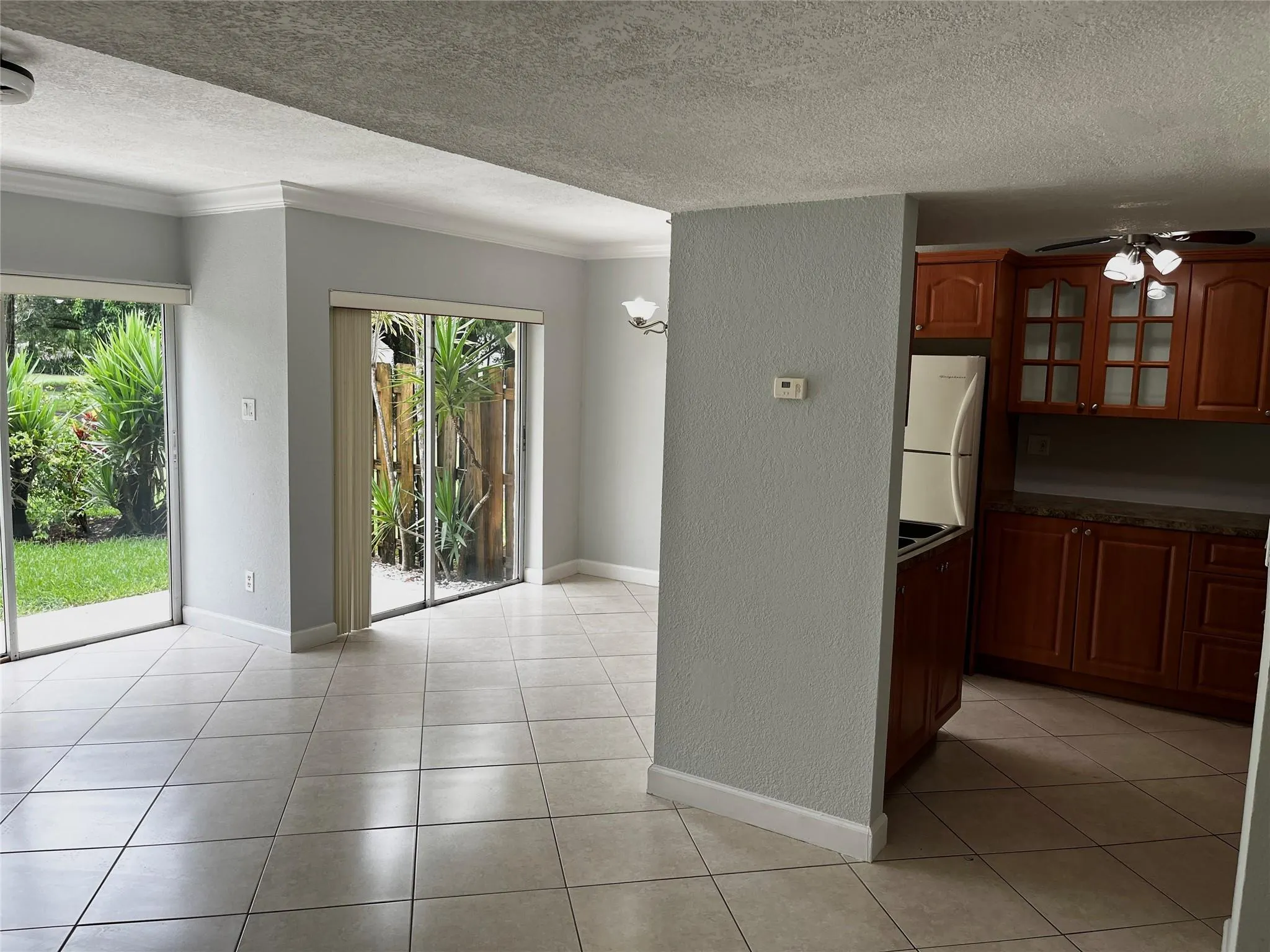 8149 Lagos De Campo Blvd, #B-1