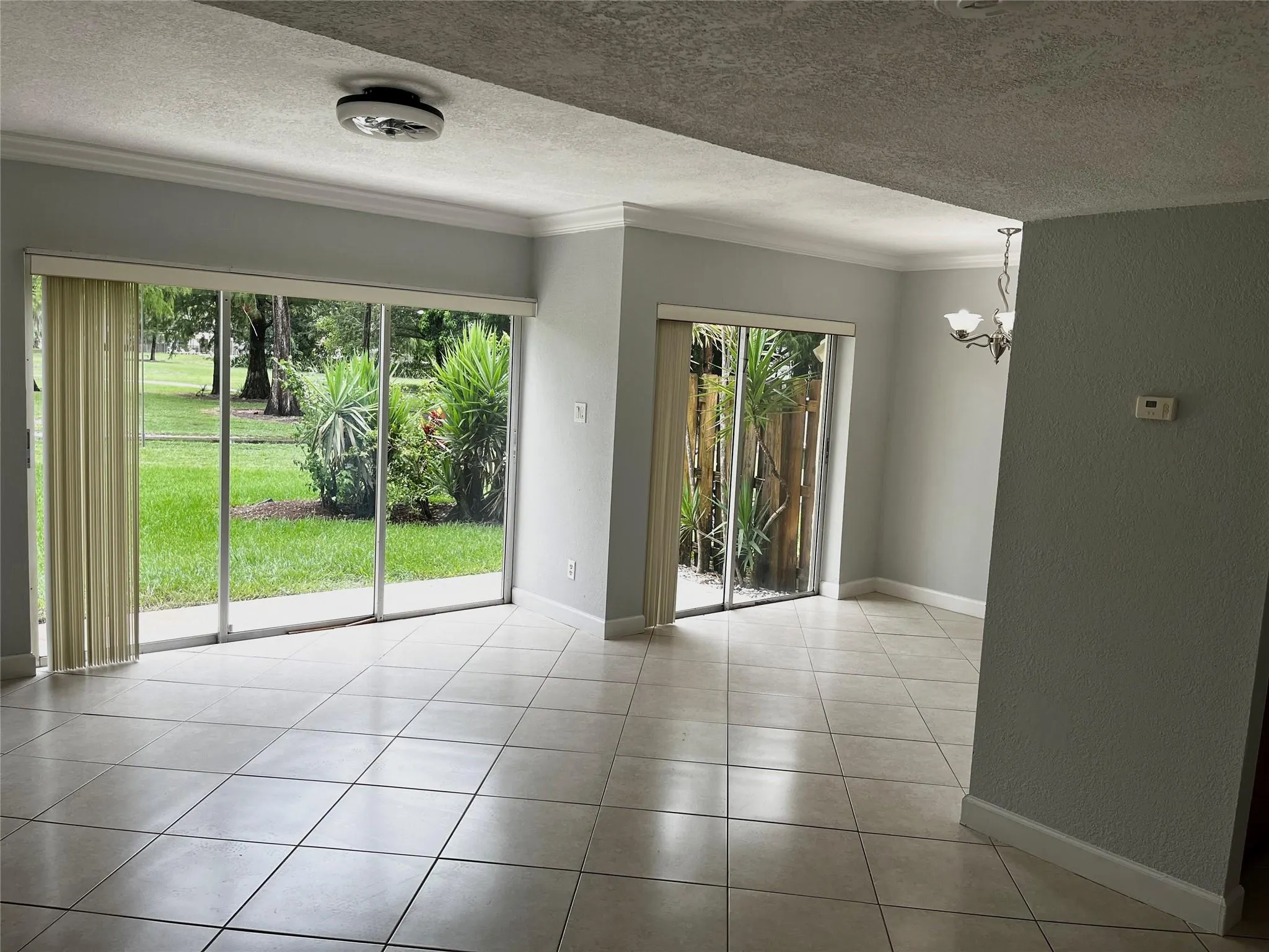 8149 Lagos De Campo Blvd, #B-1