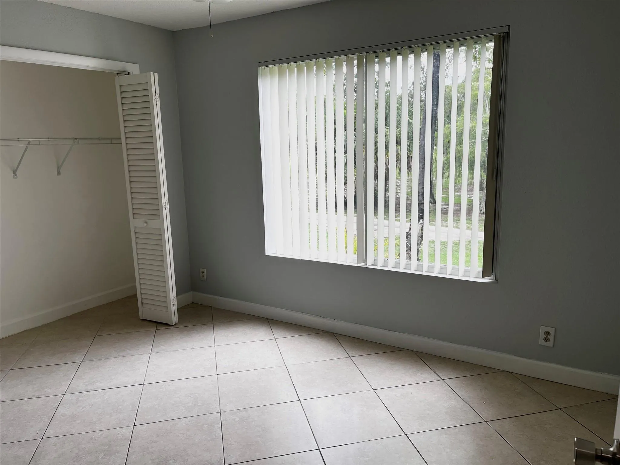 8149 Lagos De Campo Blvd, #B-1