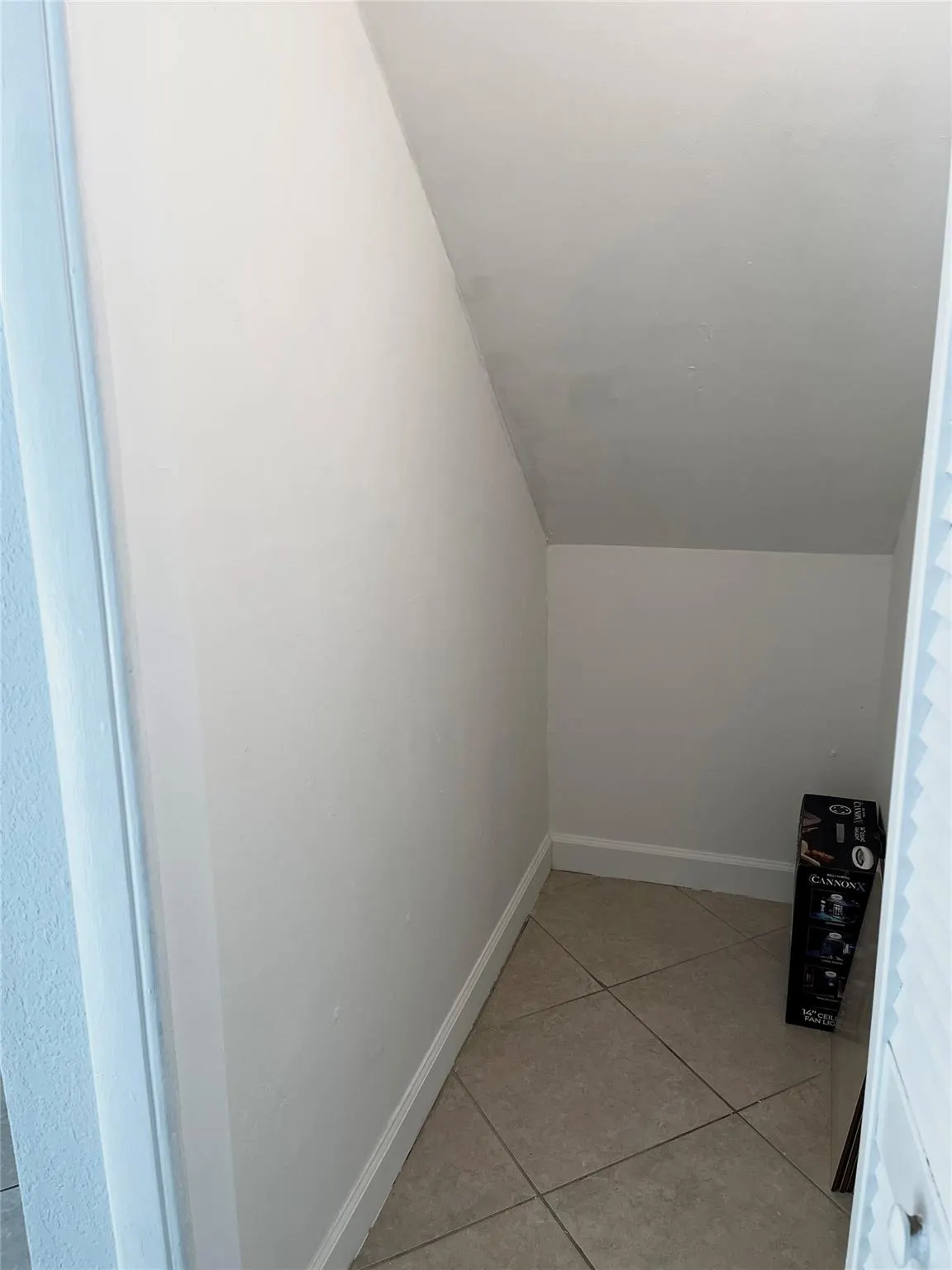 8149 Lagos De Campo Blvd, #B-1