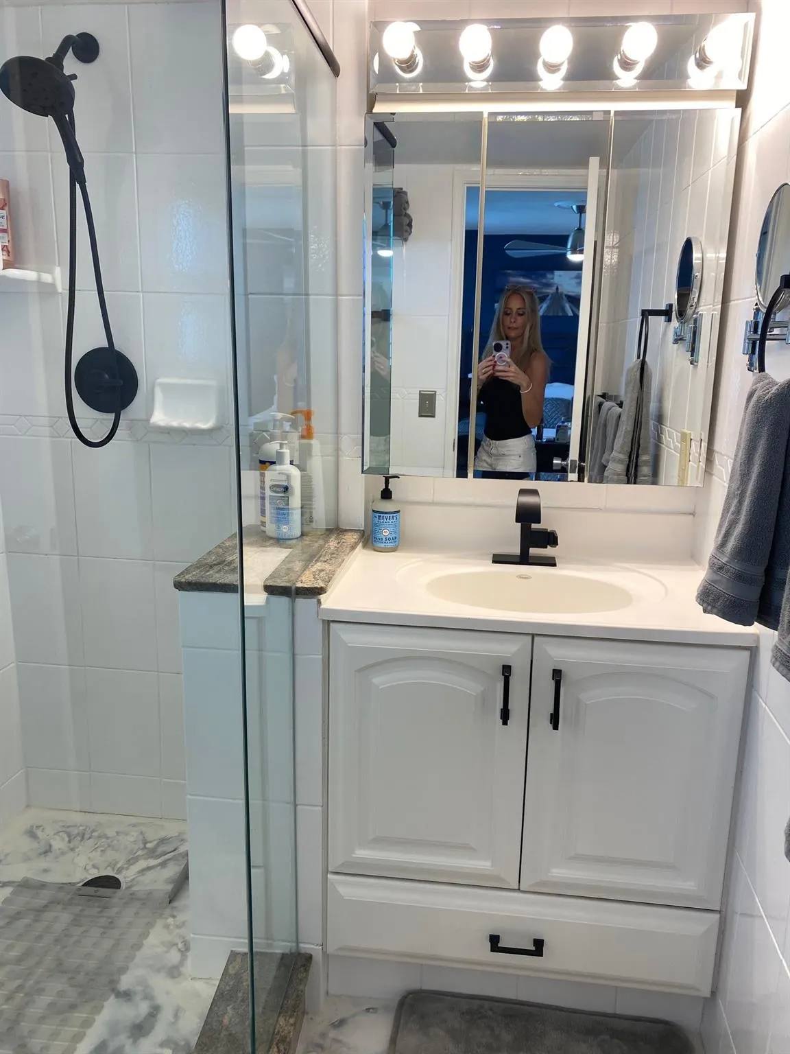 2850 NE 14th Street Cswy, #401 B