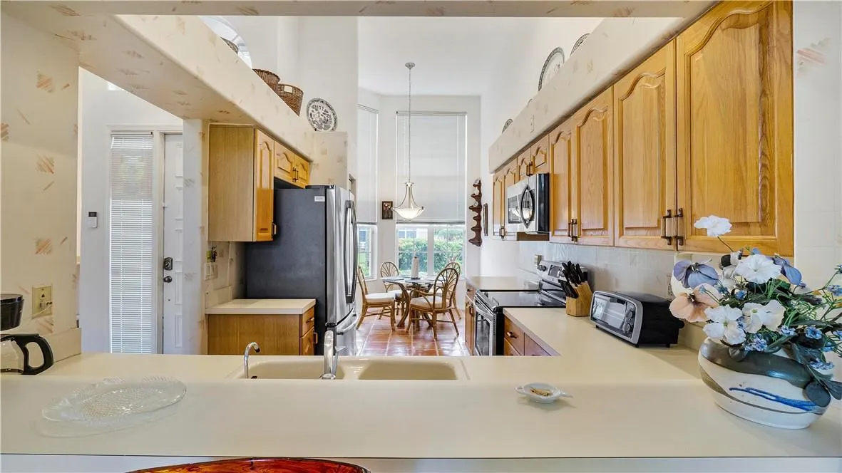 17210 NW Boca Club Blvd, #103