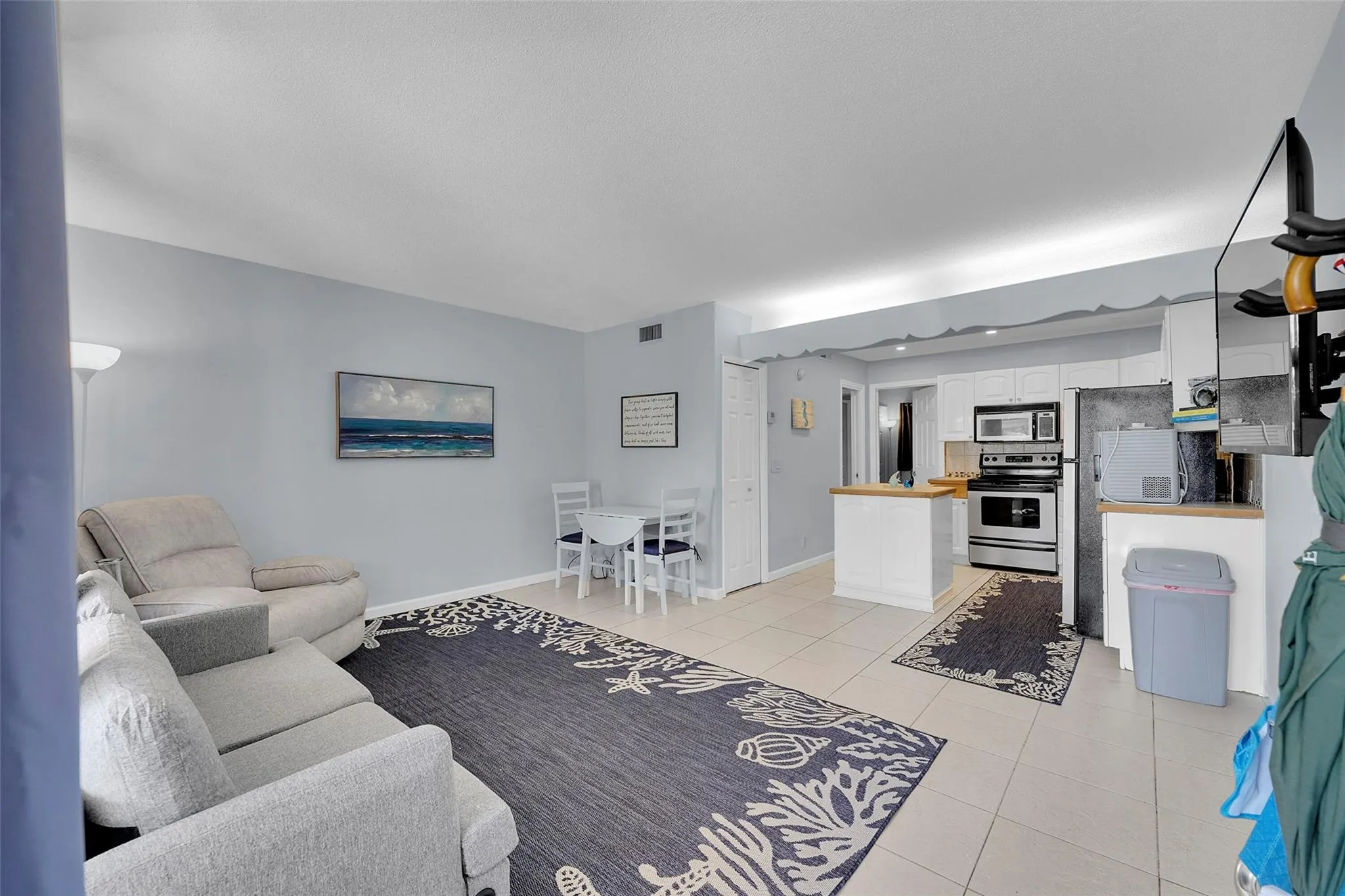 4627 Bougainvilla Dr, #1A