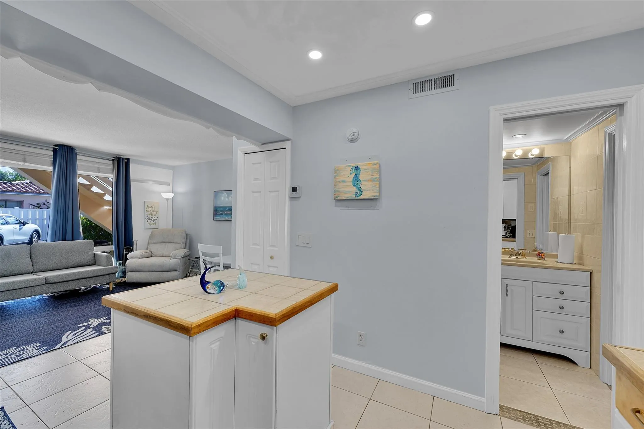 4627 Bougainvilla Dr, #1A