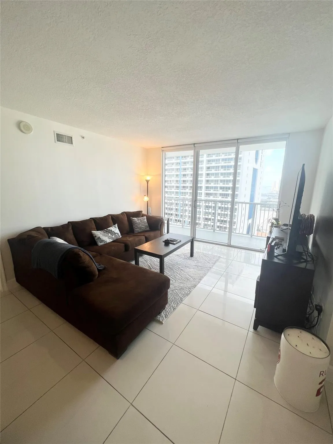 1750 N Bayshore Dr, #2606