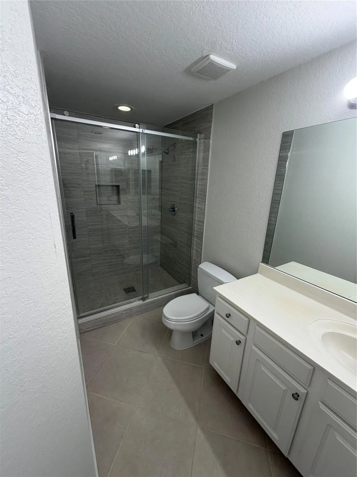 3340 Palomino Dr, #214
