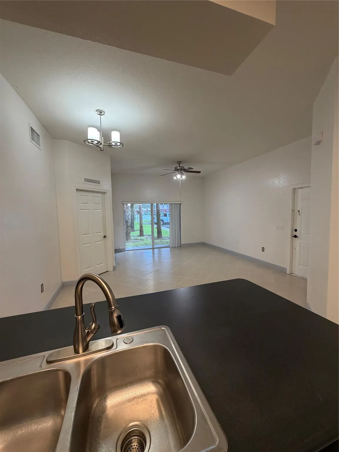 3340 Palomino Dr, #214