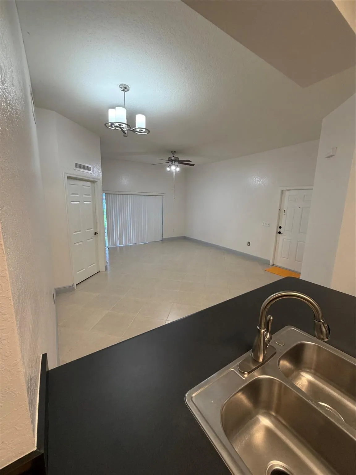 3340 Palomino Dr, #214