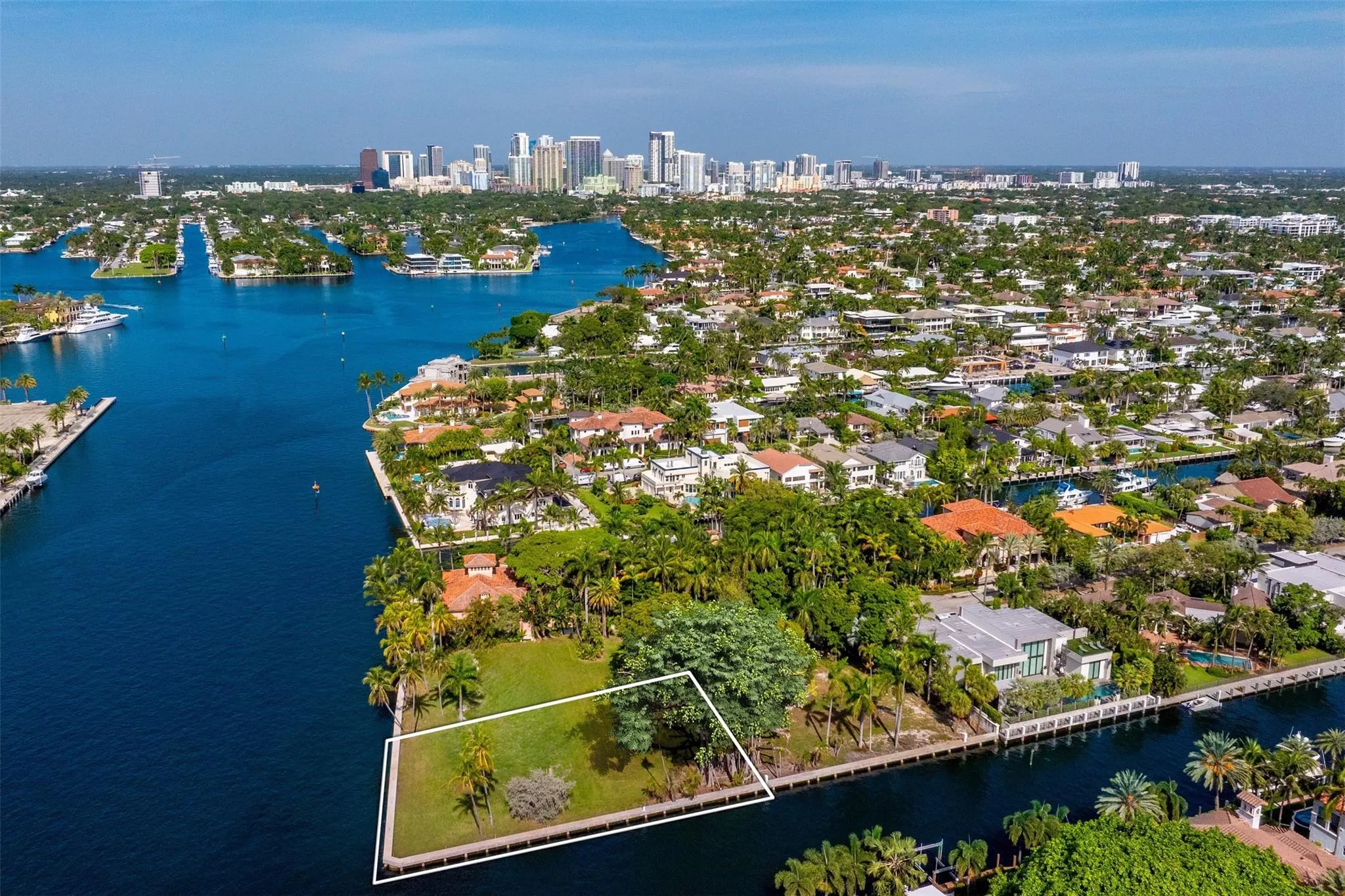 1000 Riviera Isle Dr
