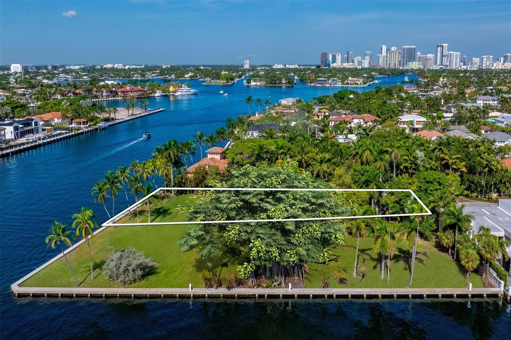 1010 Riviera Isle Dr
