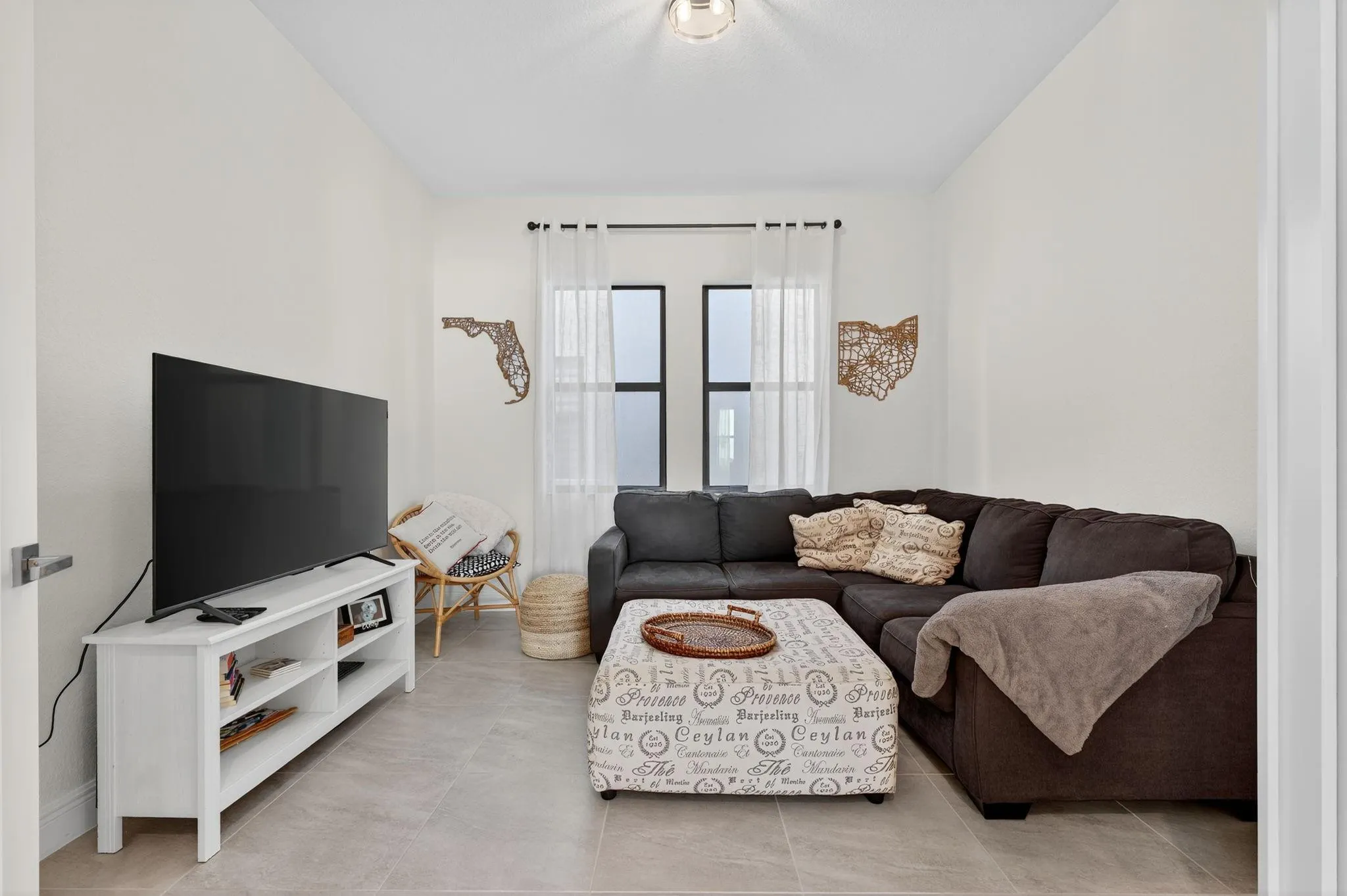 12155 N Baypoint Cir