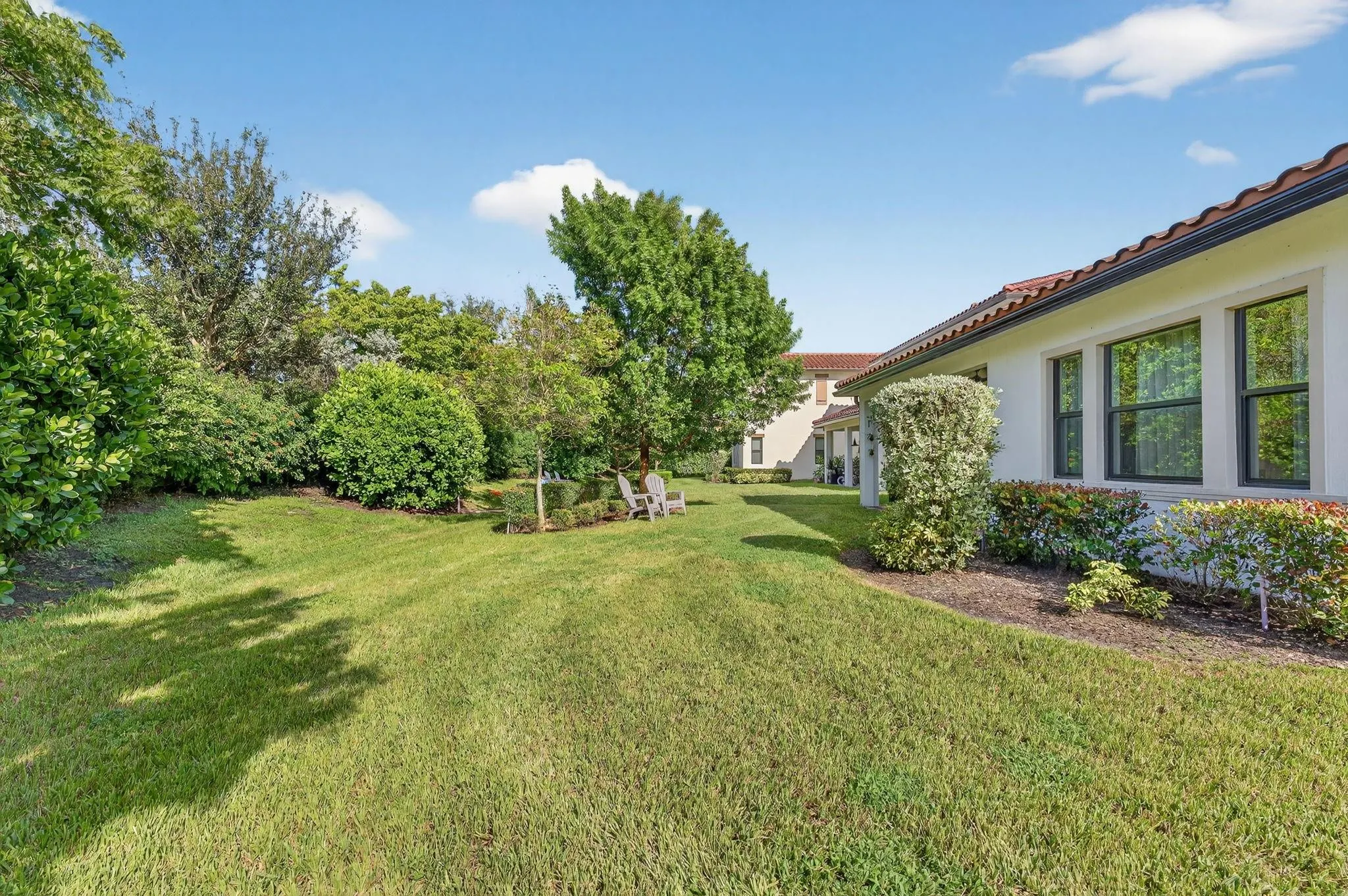 12155 N Baypoint Cir