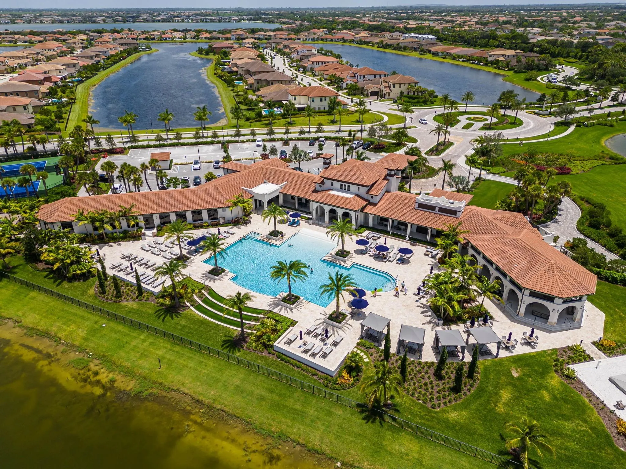 12155 N Baypoint Cir