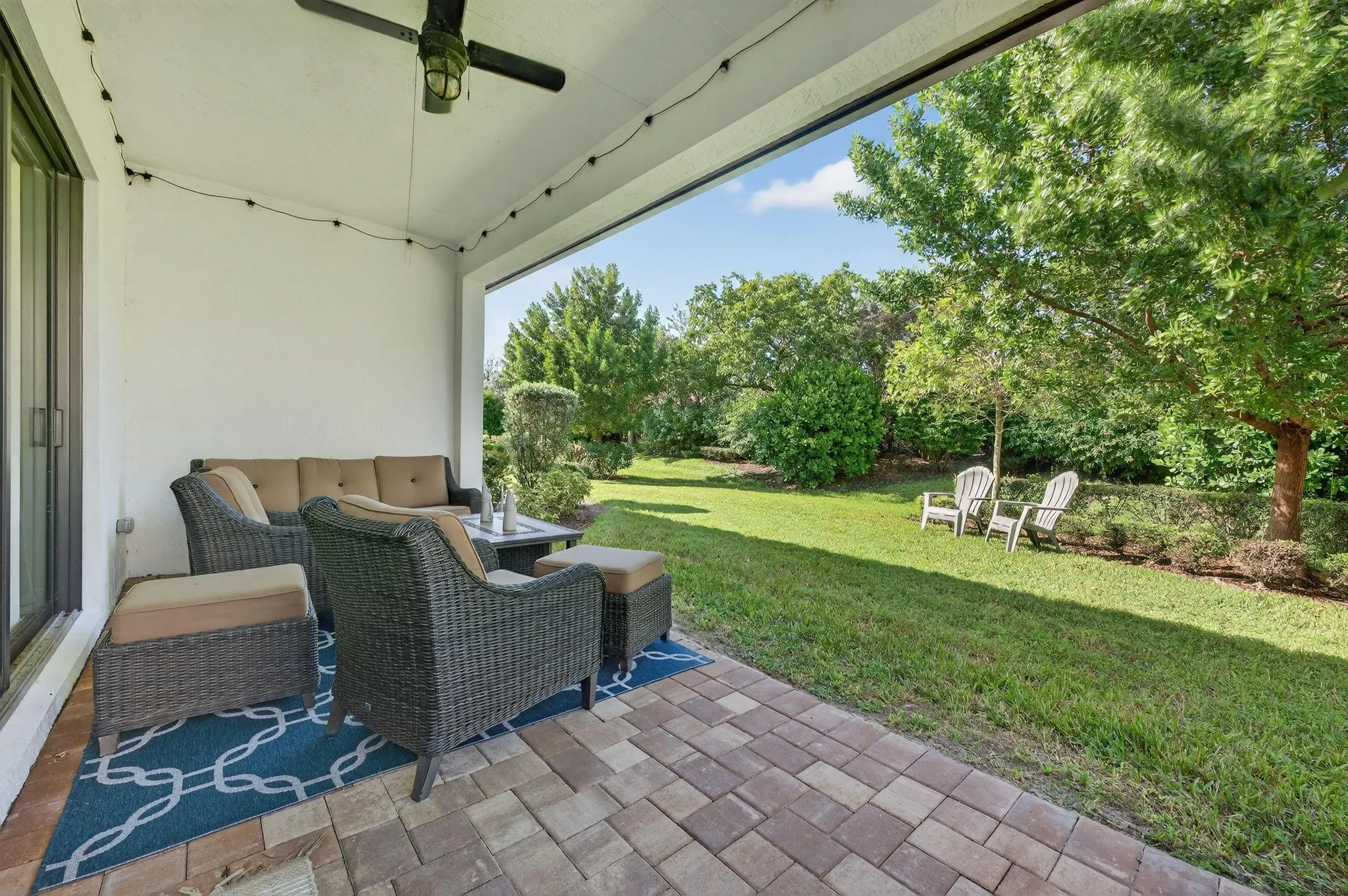 12155 N Baypoint Cir