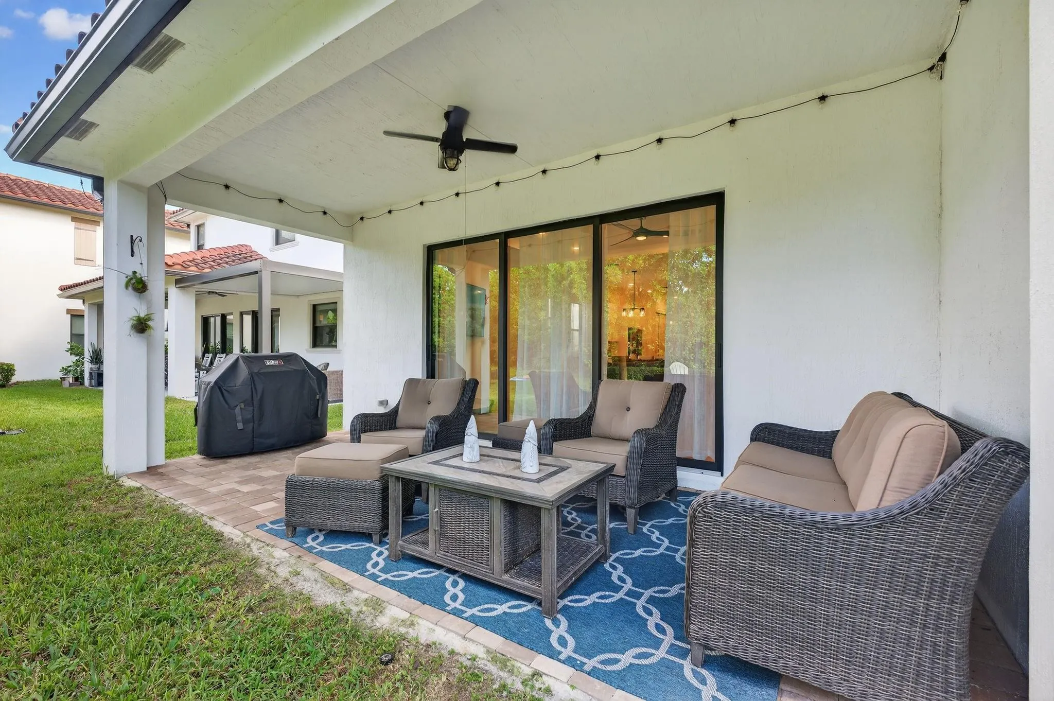 12155 N Baypoint Cir