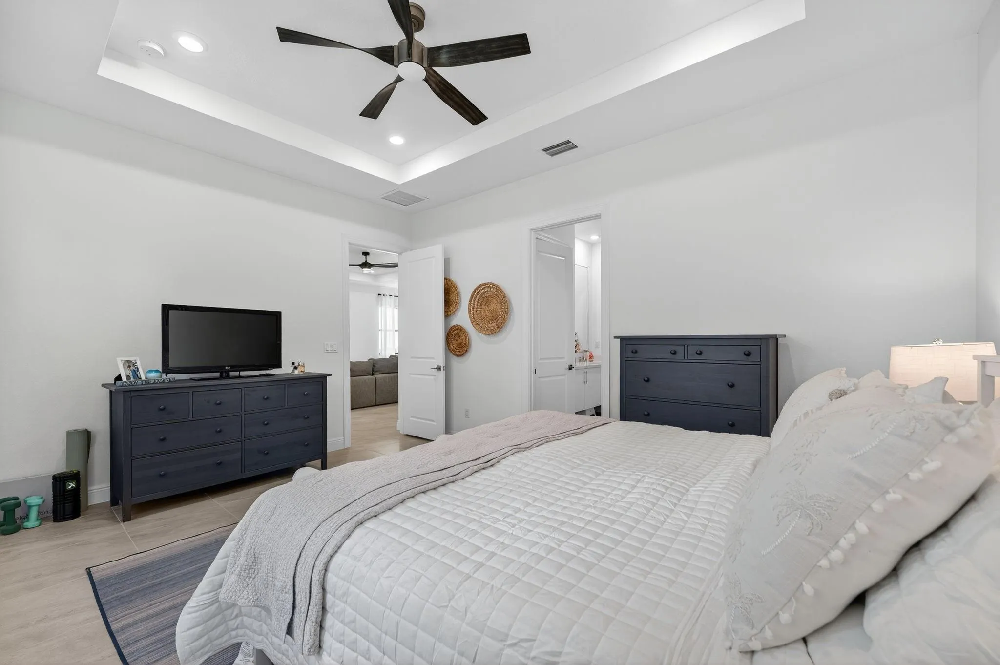12155 N Baypoint Cir