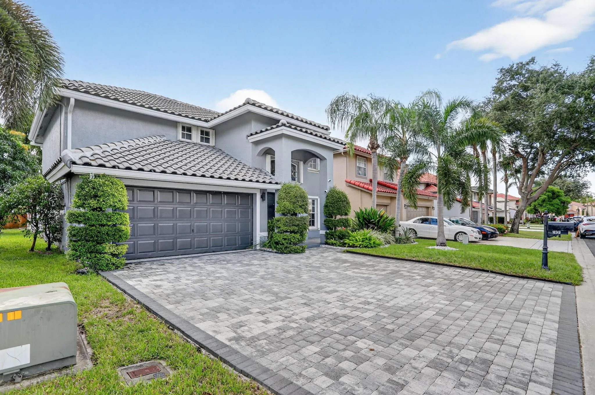 10248 Brookville Ln