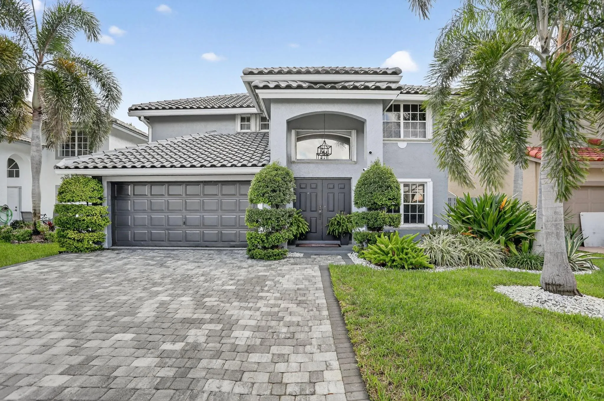 10248 Brookville Ln