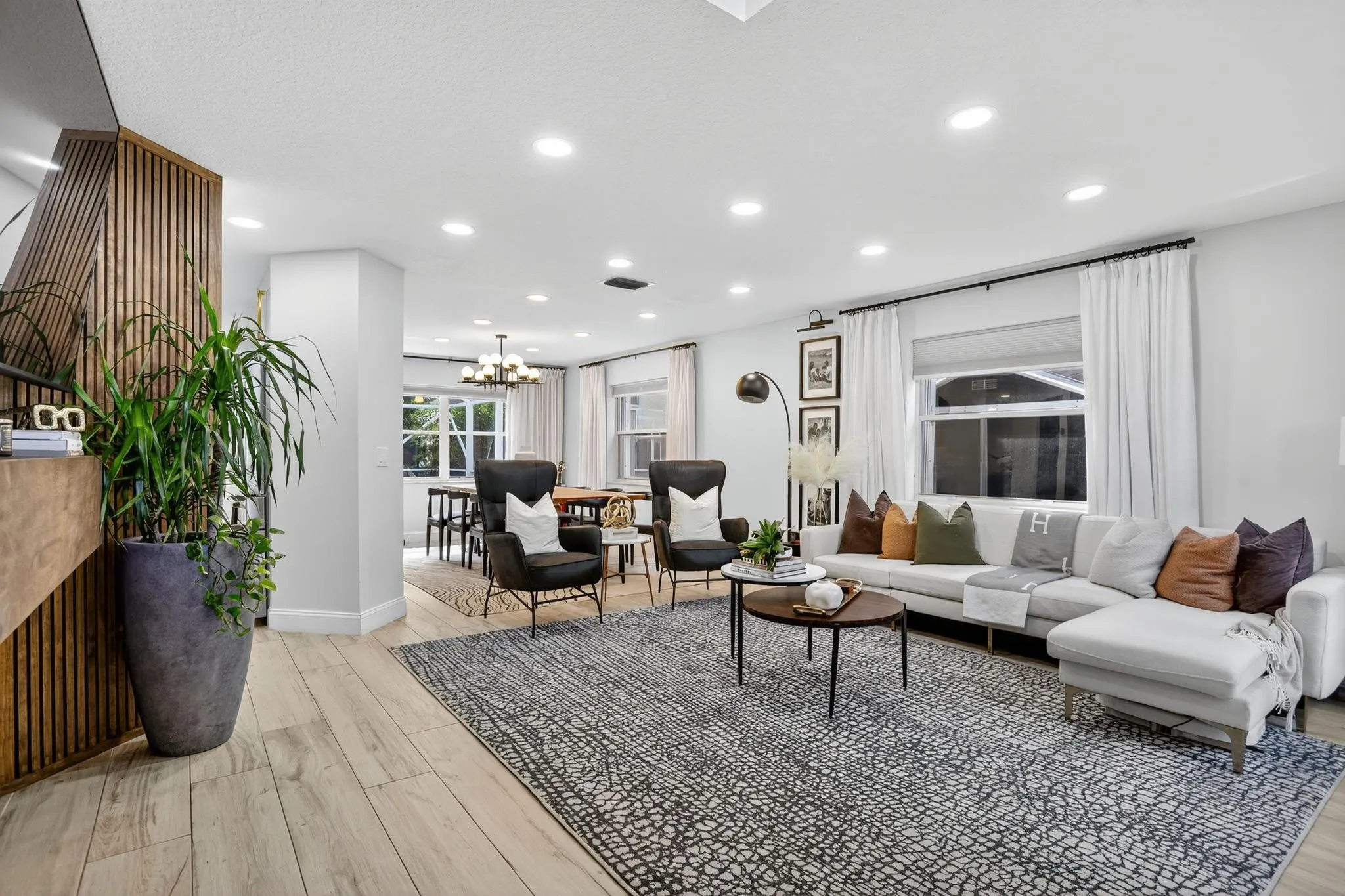 10248 Brookville Ln