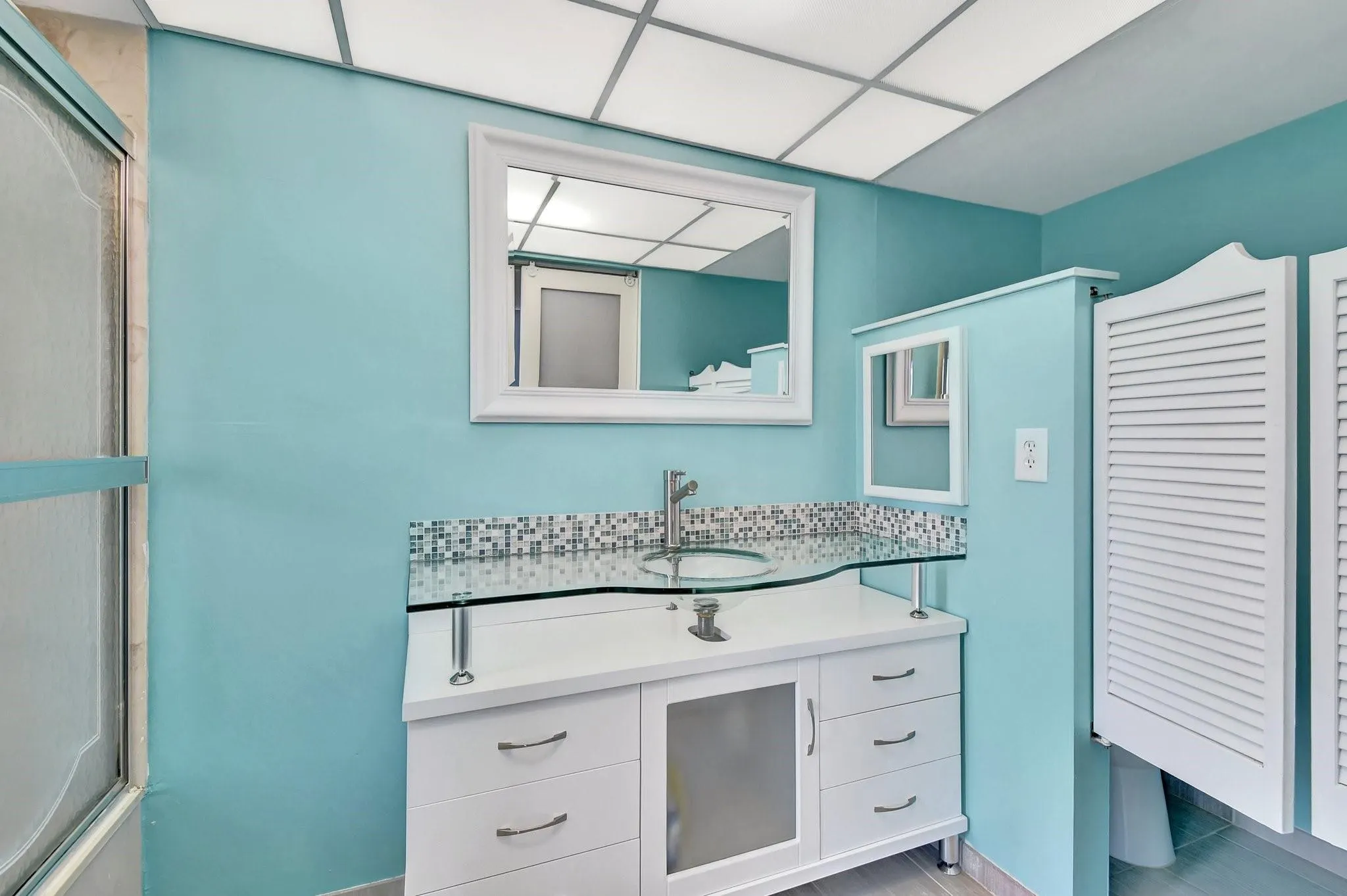 9300 SW 8th Street, #303