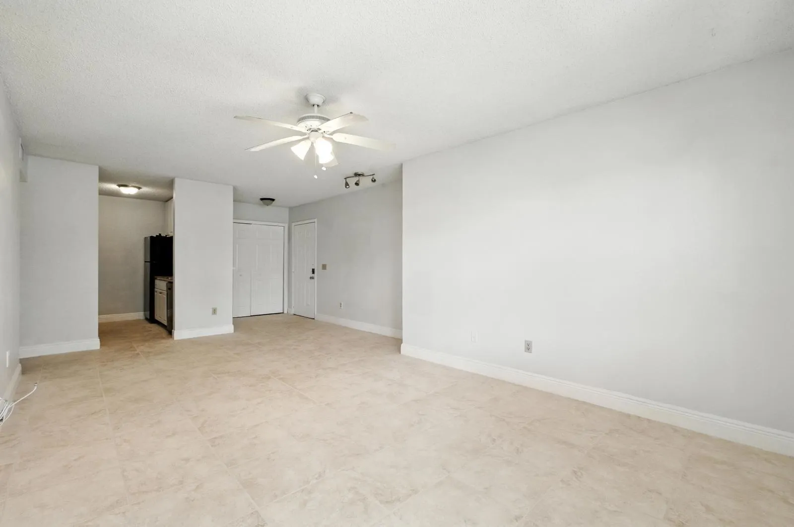 4281 W Mcnab Rd, #16