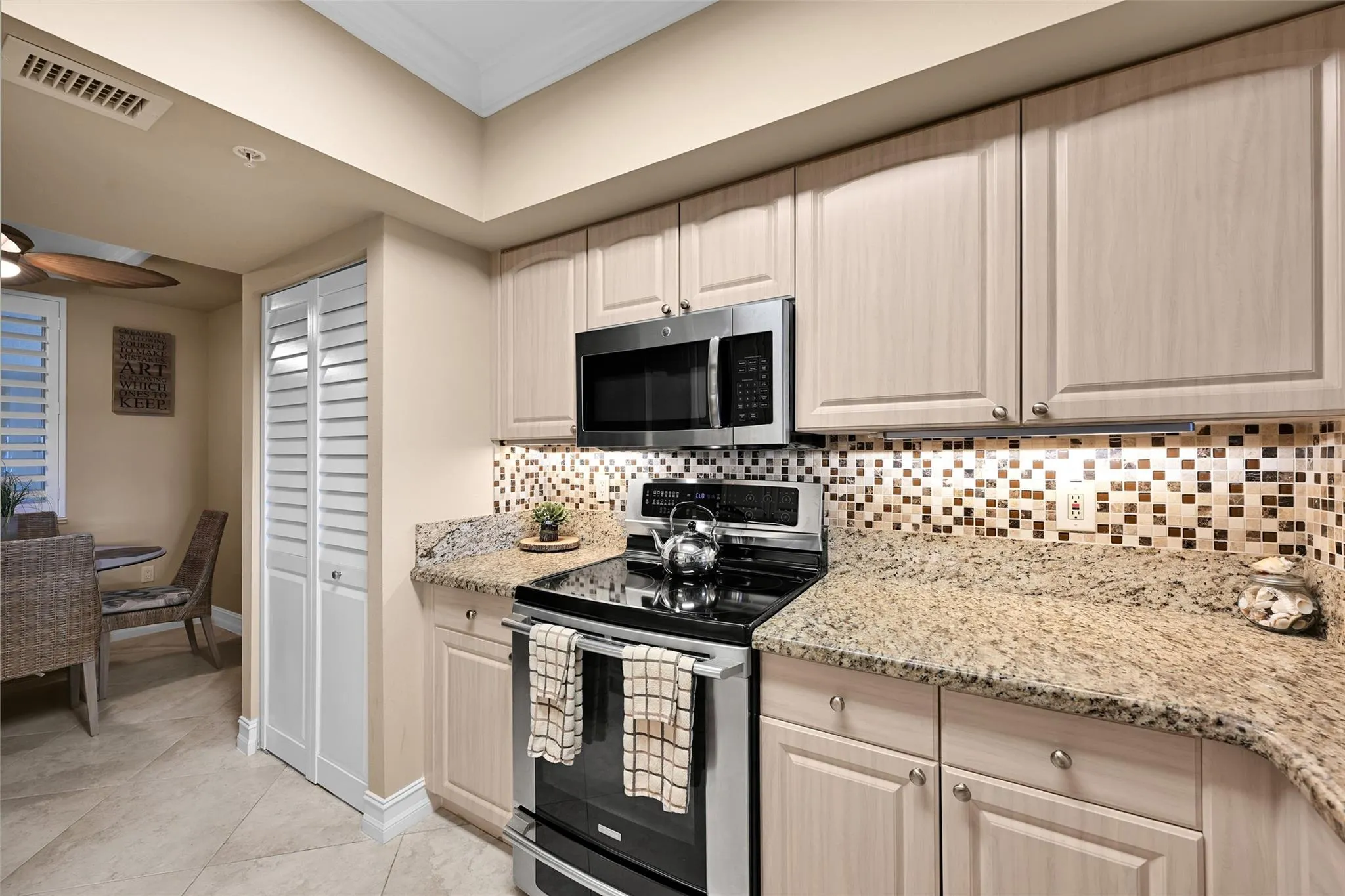 2880 NE 14th Street Cswy, #610