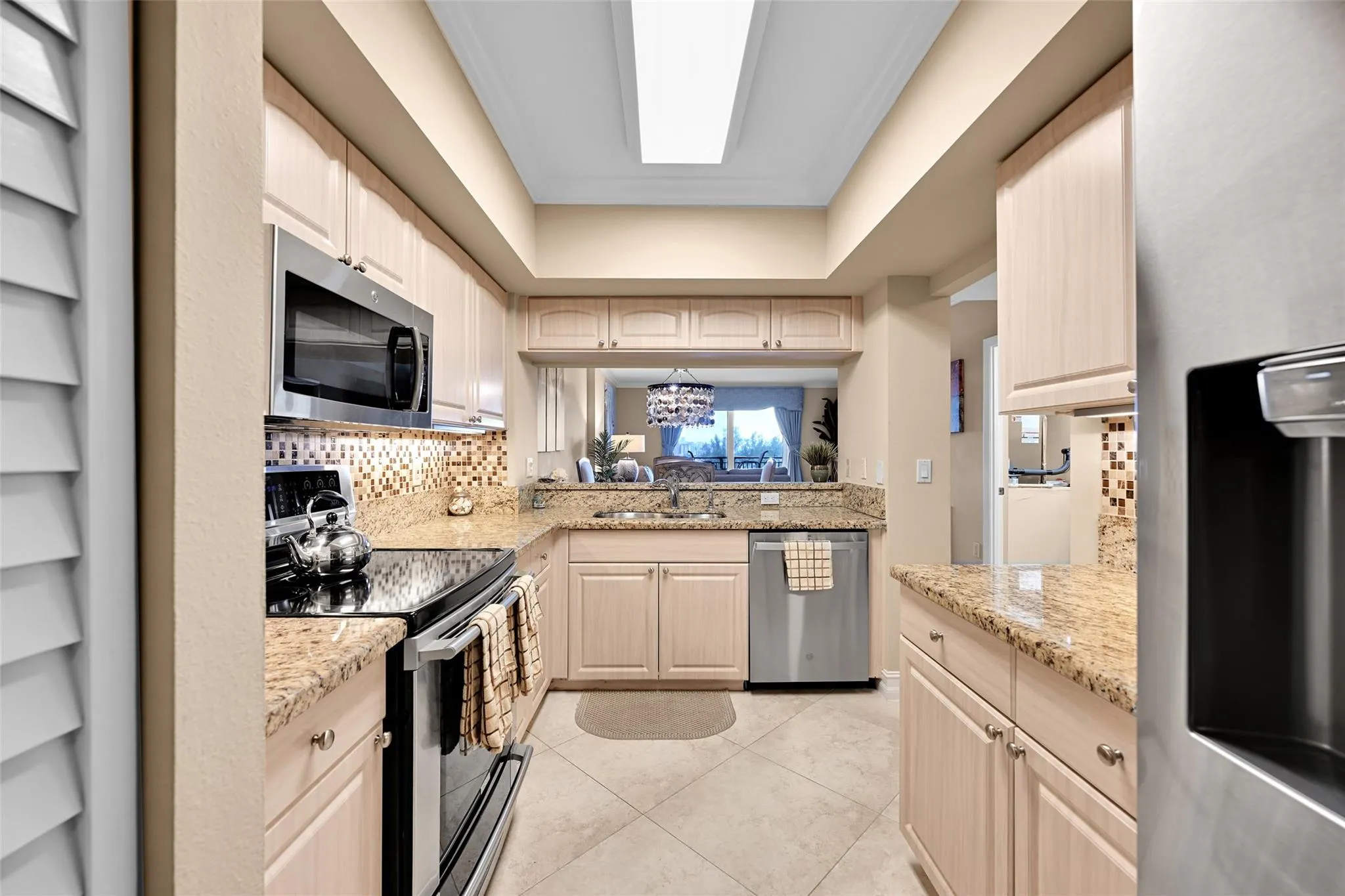 2880 NE 14th Street Cswy, #610