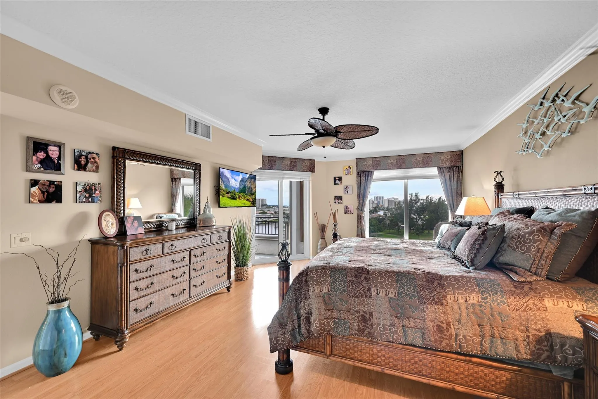 2880 NE 14th Street Cswy, #610