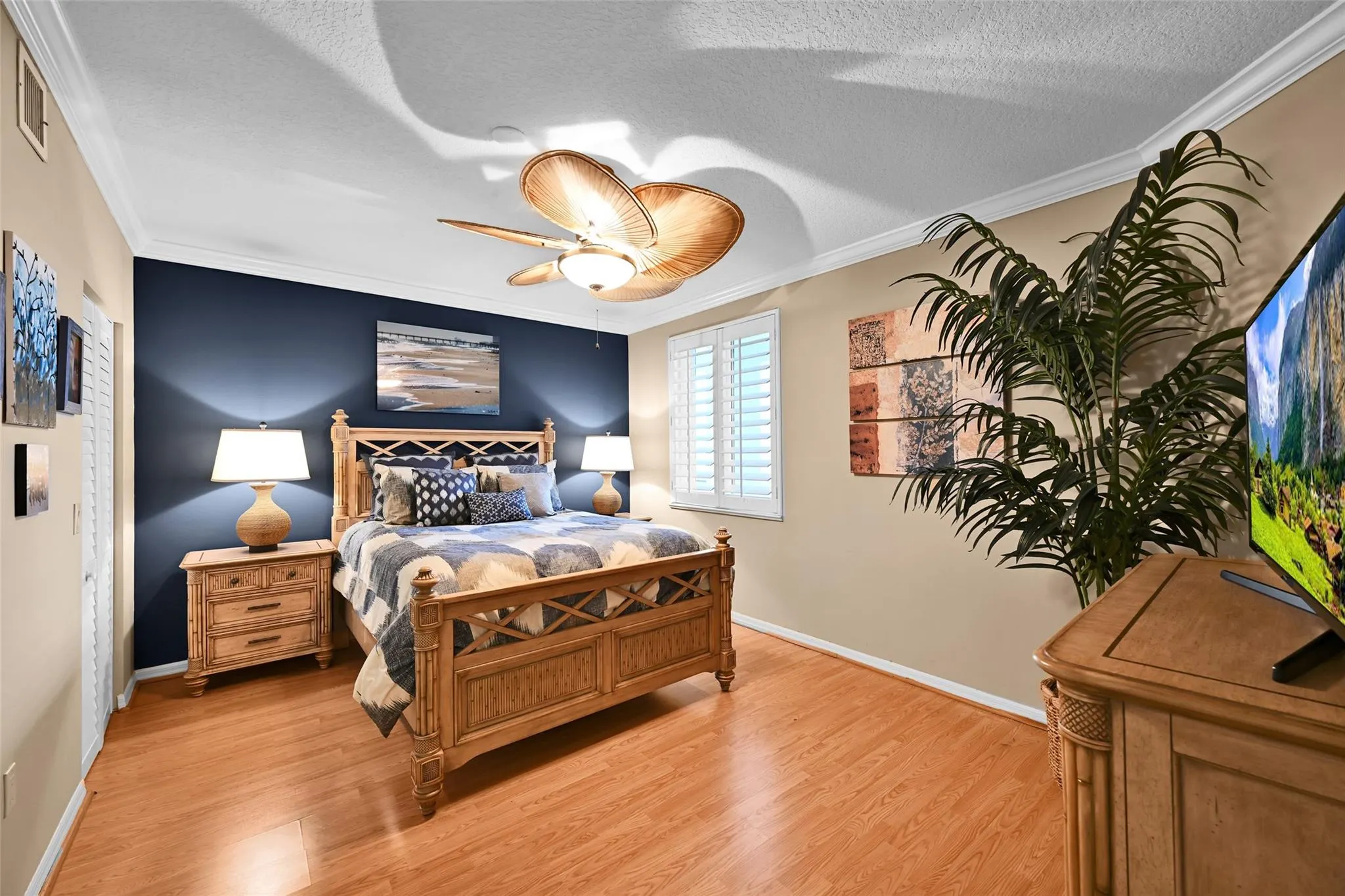 2880 NE 14th Street Cswy, #610