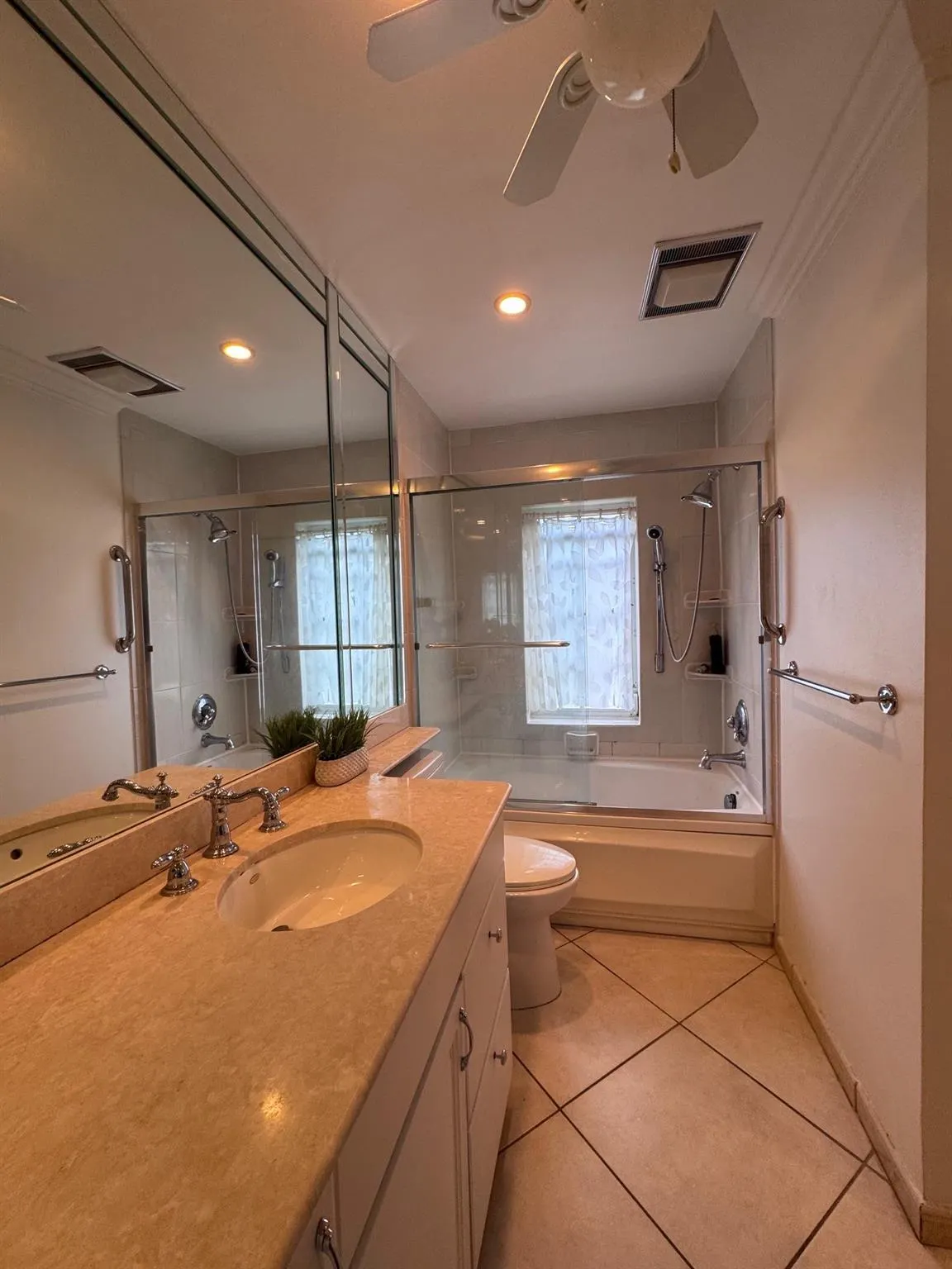 6435 Bay Club Dr, #2