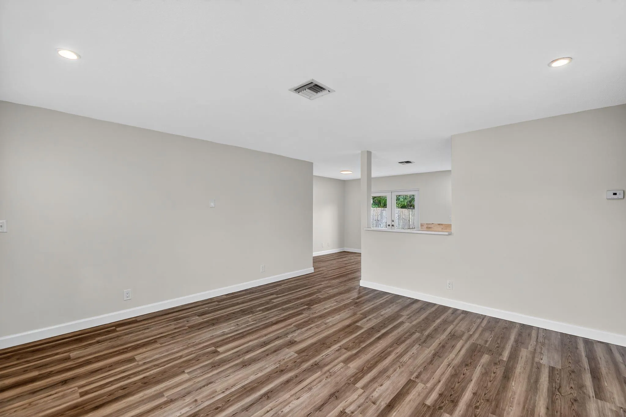245 SW 3RD ST