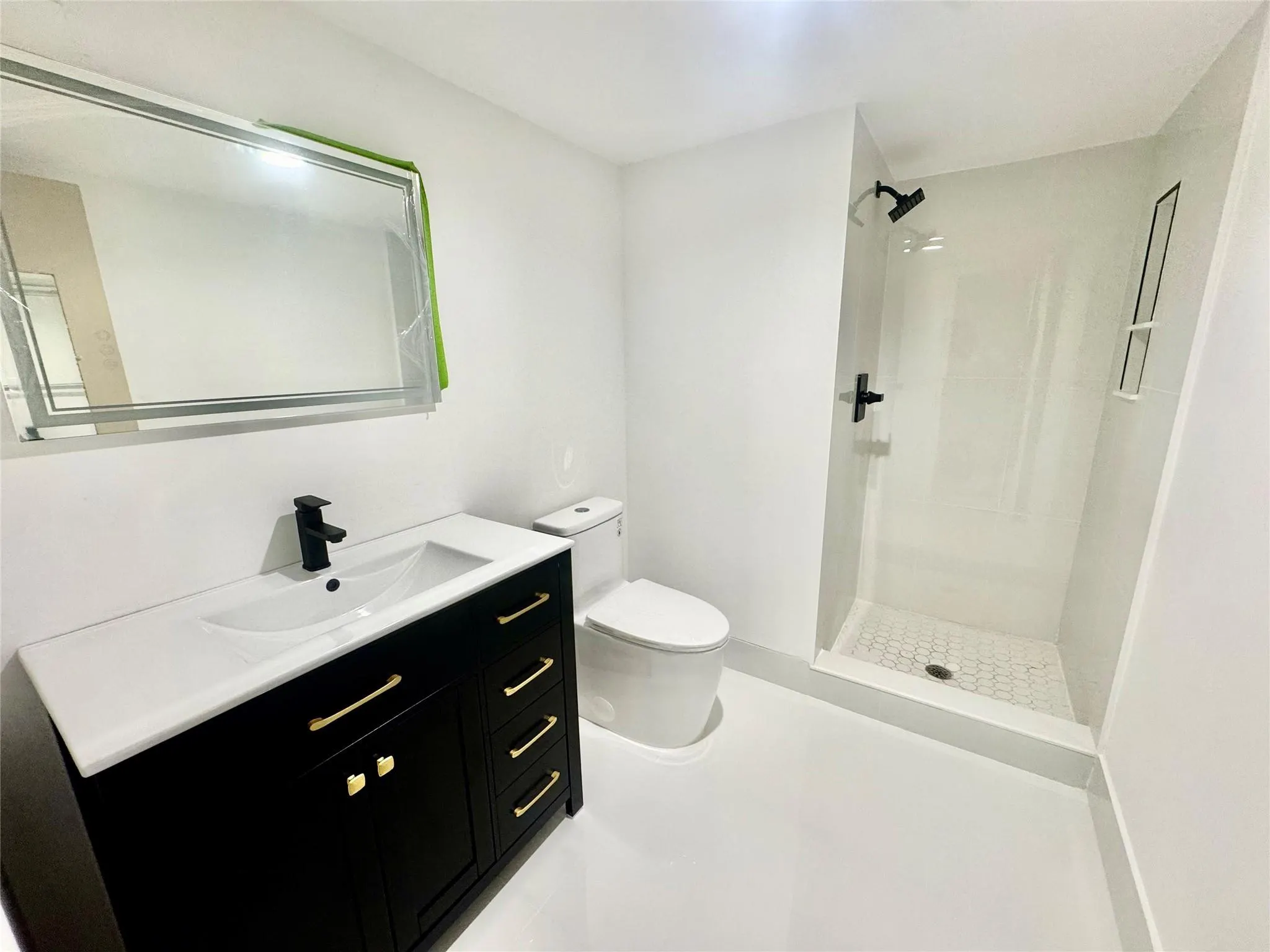 427 Golden Isles Dr, #14B