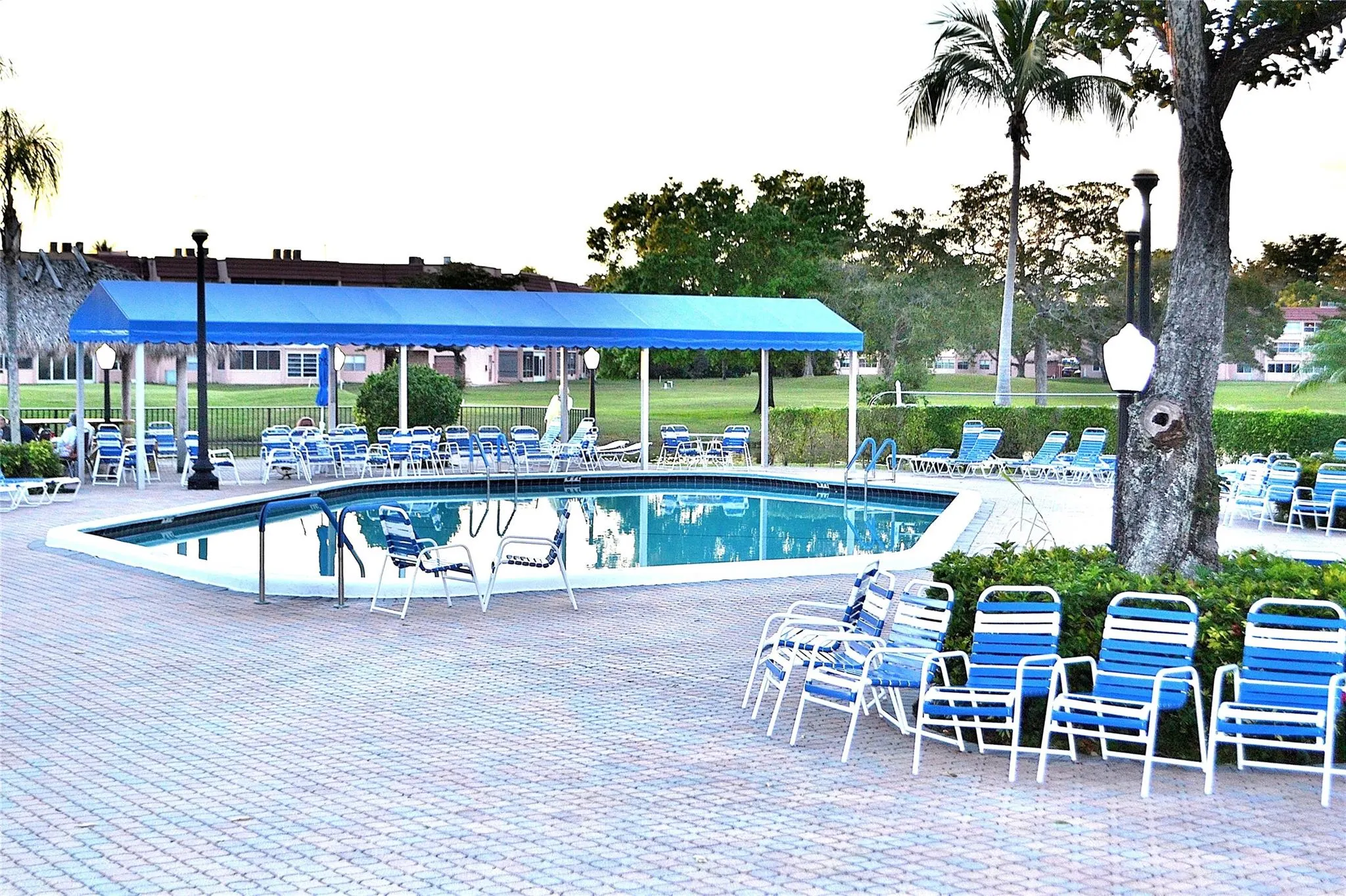 9621 Sunrise Lakes Blvd, #203