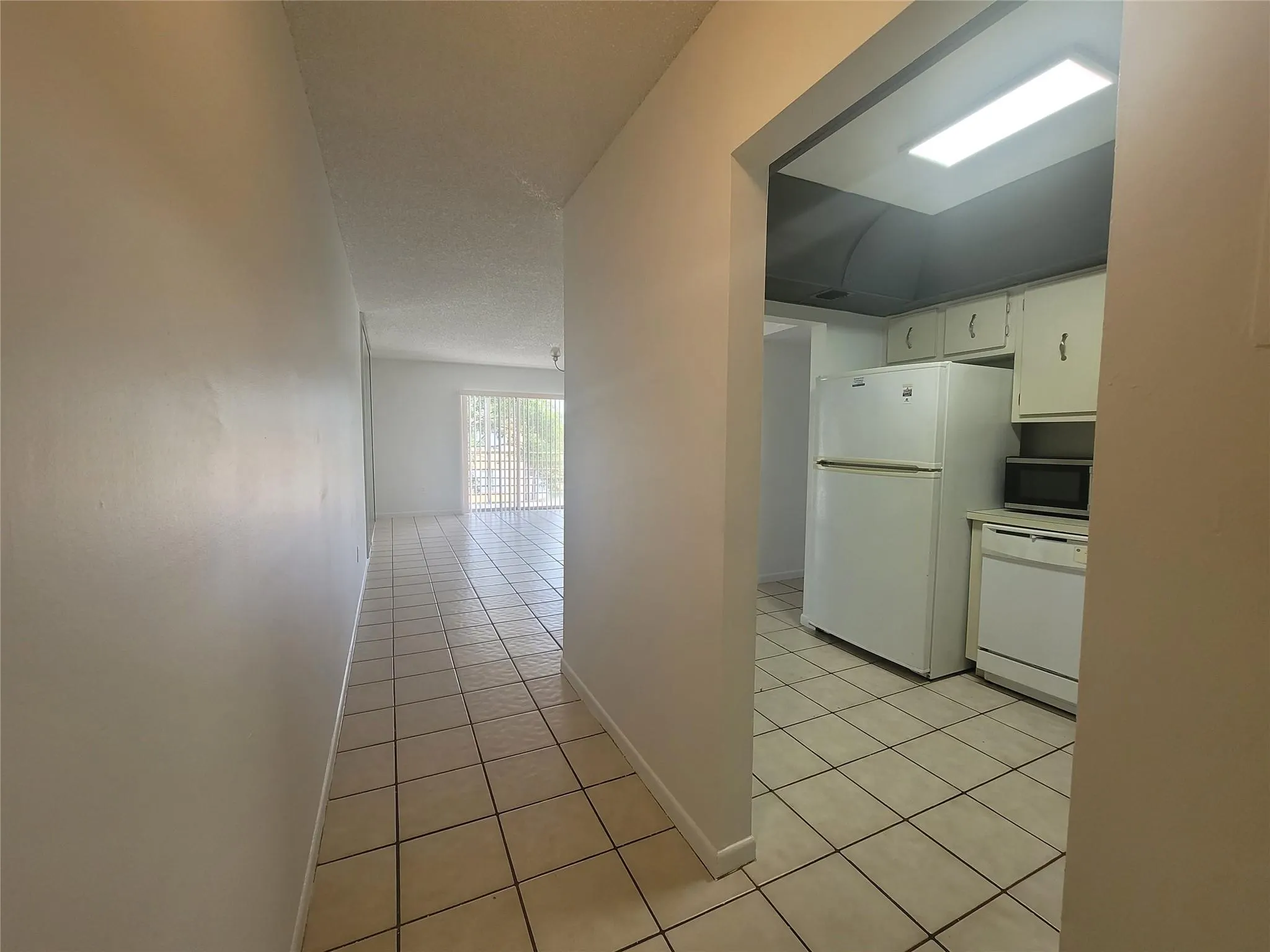 4374 NW 9th Ave, #17-3C