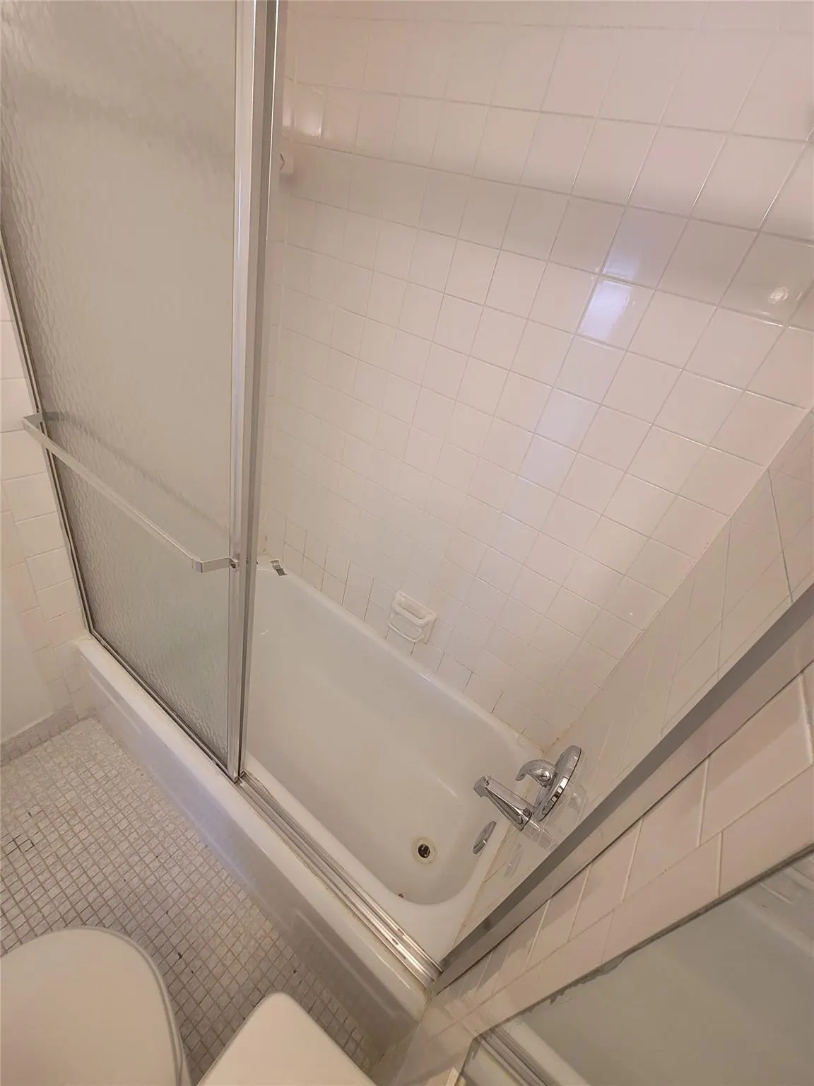 4374 NW 9th Ave, #17-3C