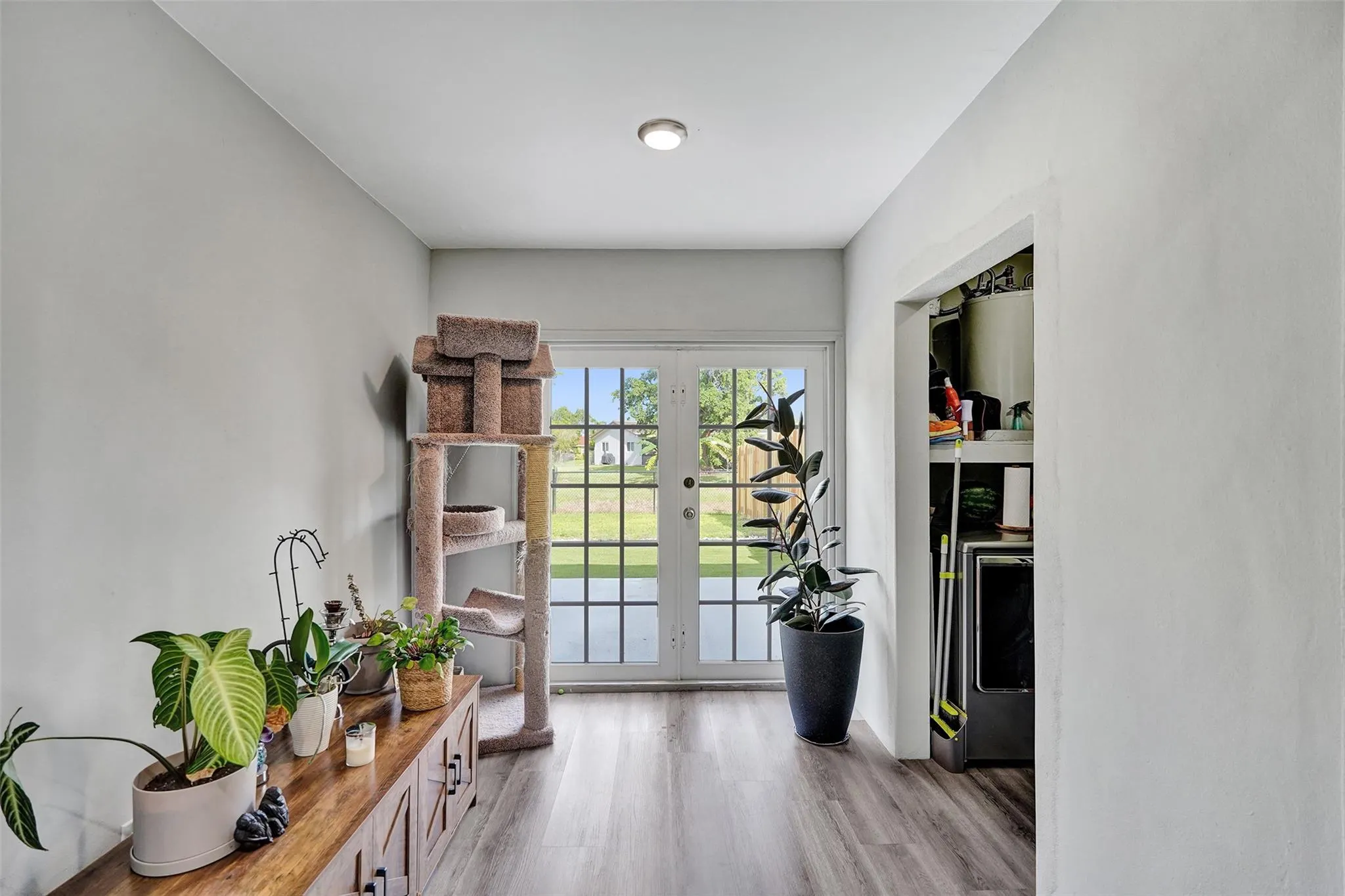 4017 NW 78 Ave 1-2