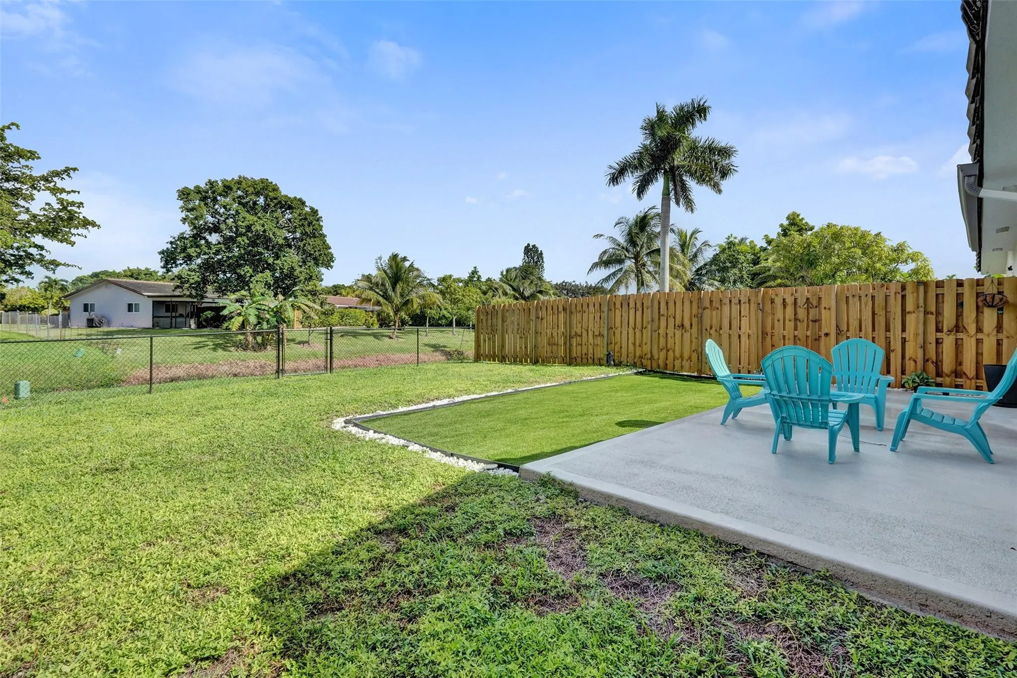 4017 NW 78 Ave 1-2