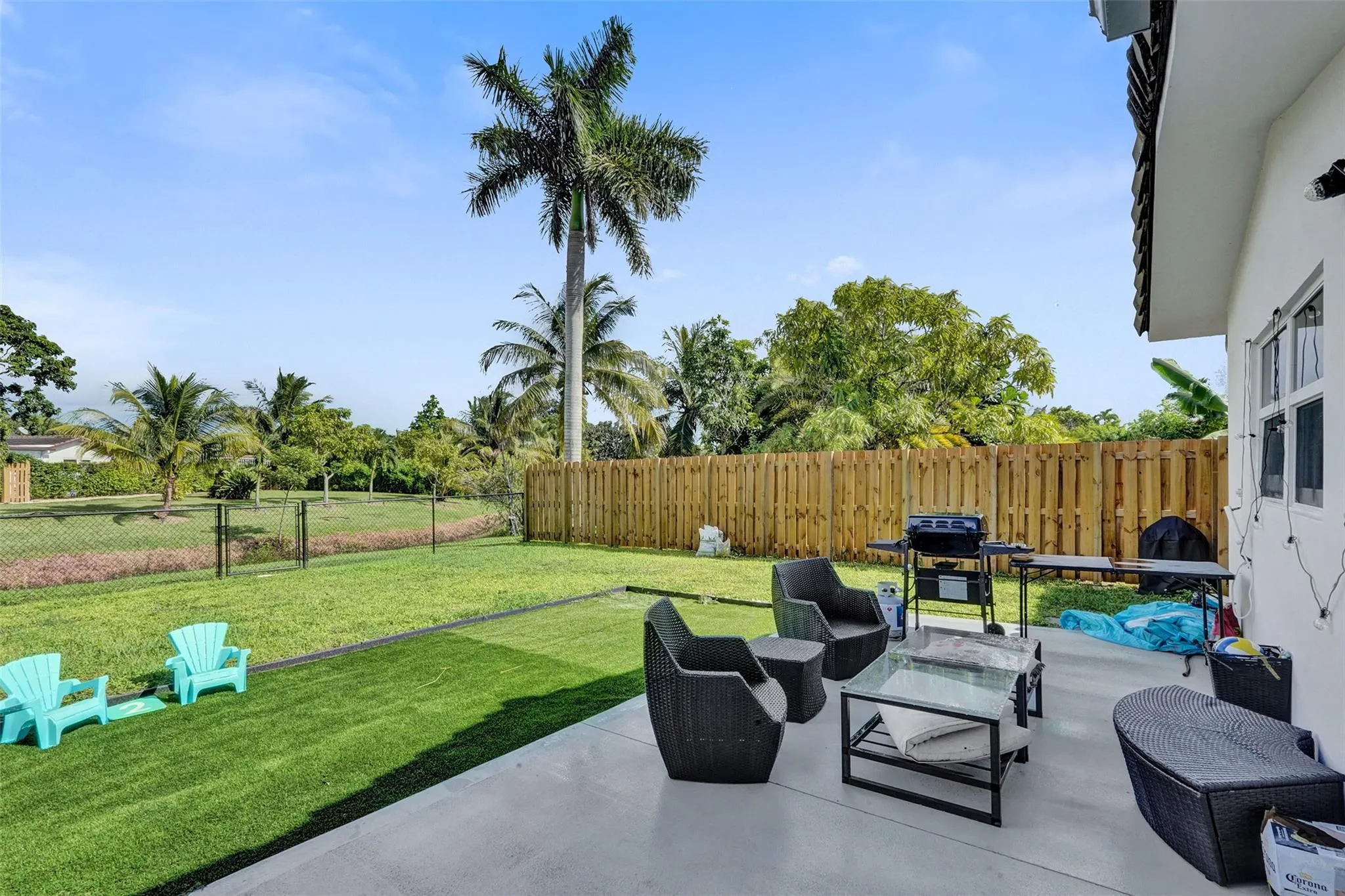 4017 NW 78 Ave 1-2