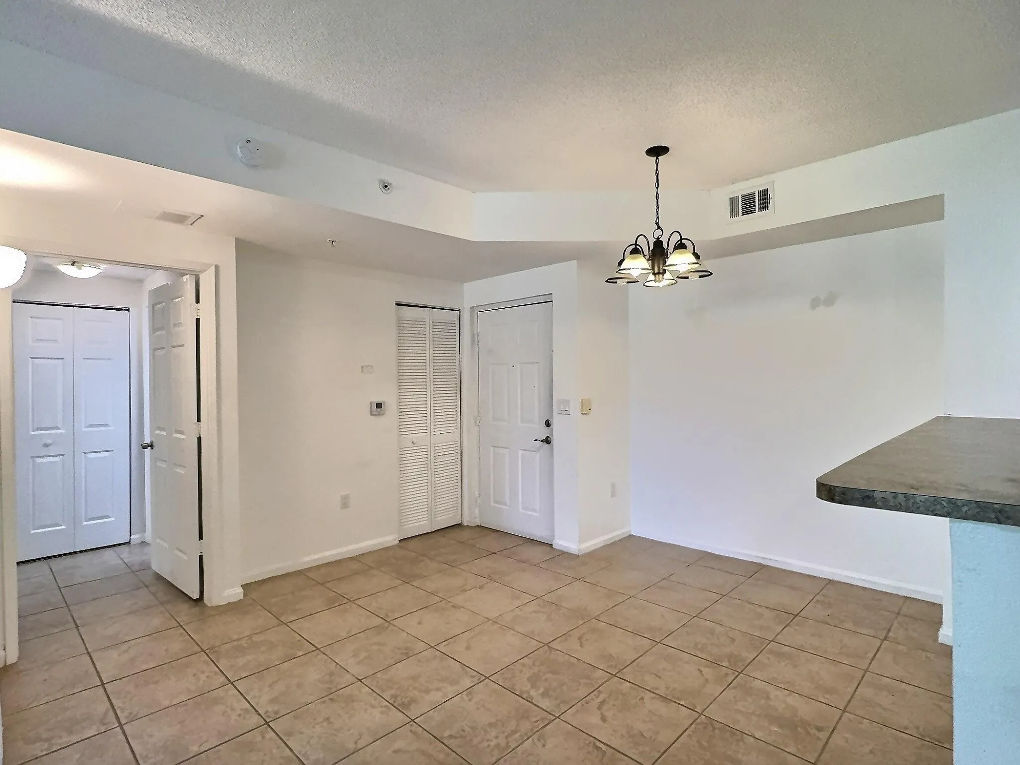 7940 N Nob Hill Rd, #108