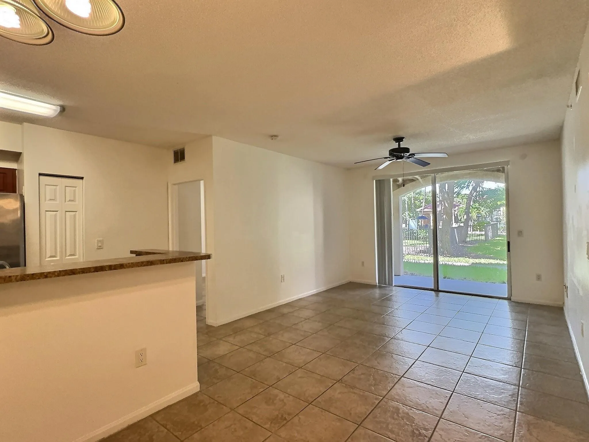 7940 N Nob Hill Rd, #108