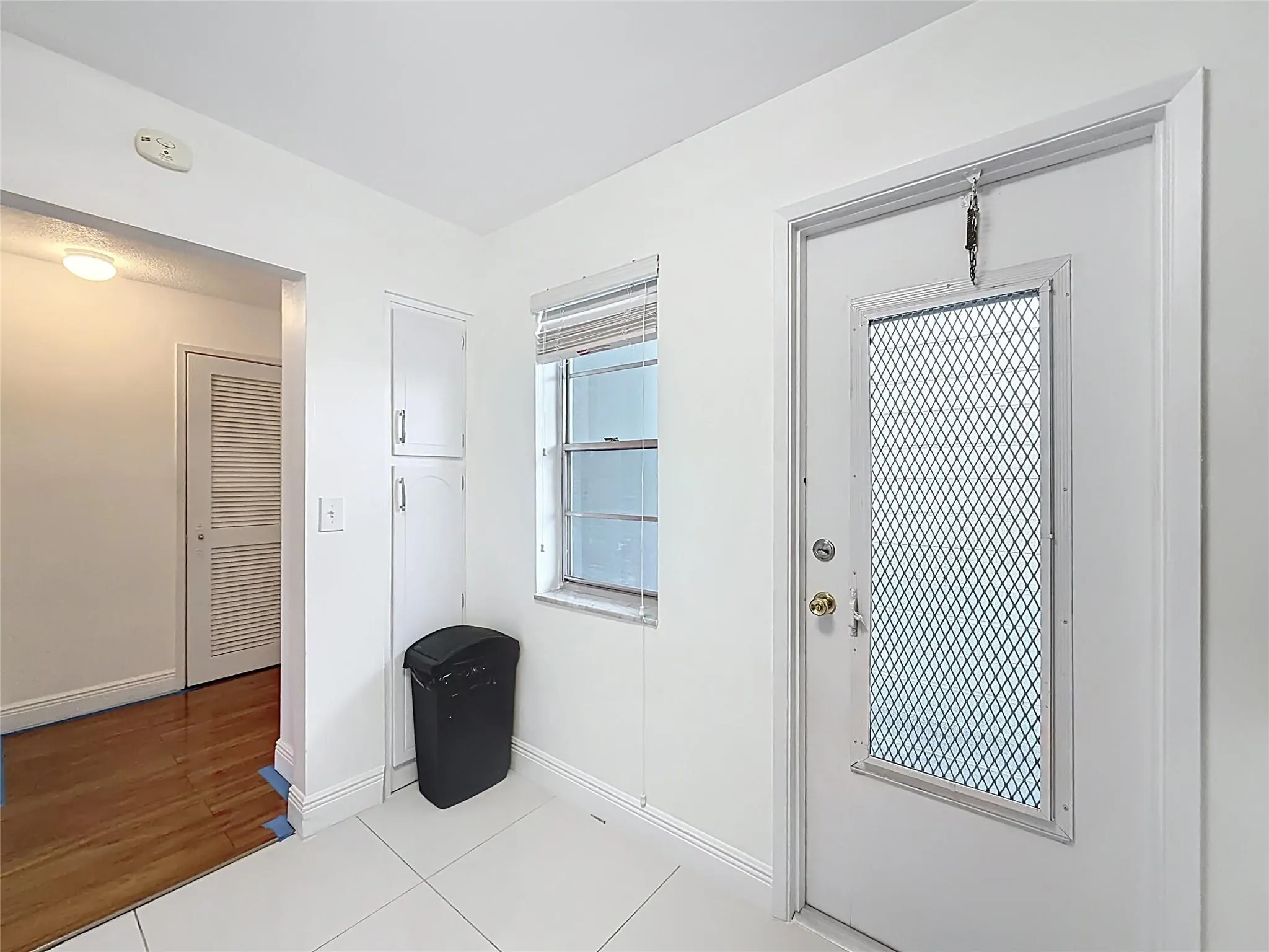 700 NE 14th Ave, #406