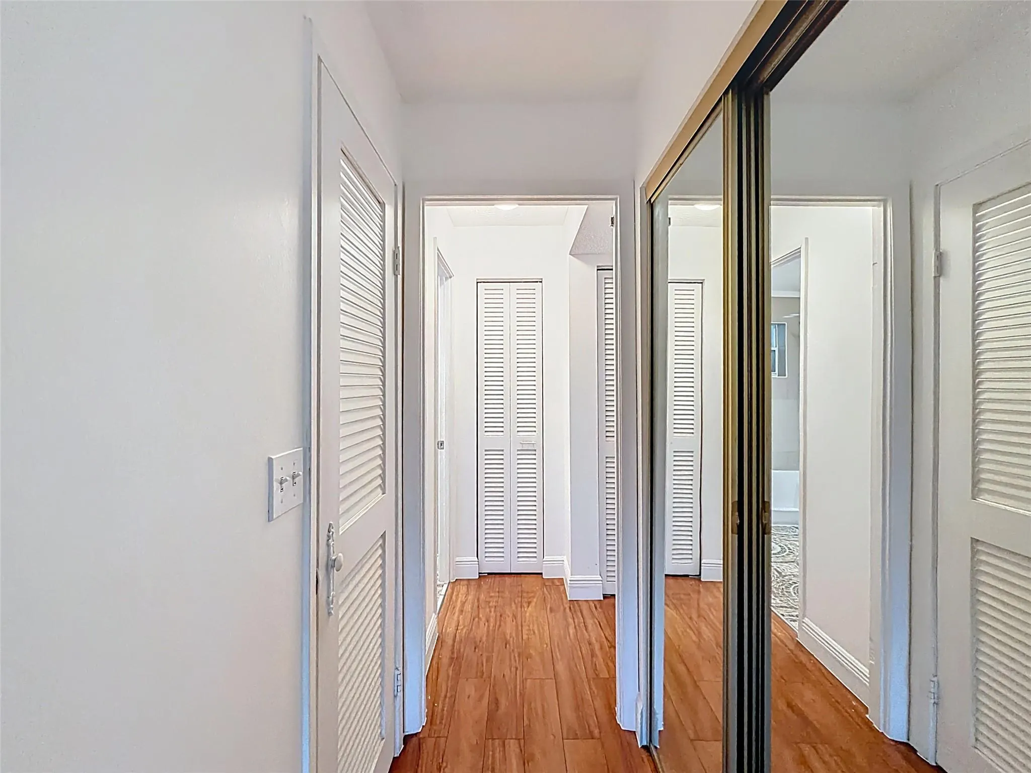 700 NE 14th Ave, #406