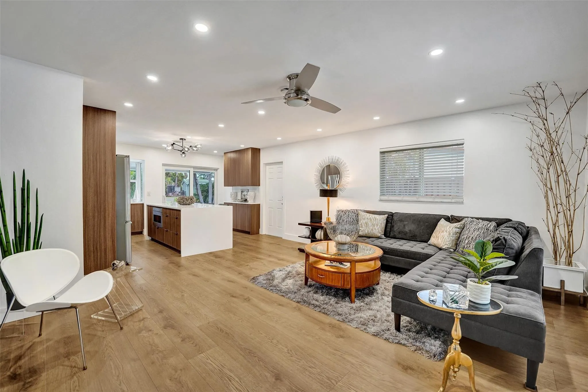 3231 NW 18th Ave