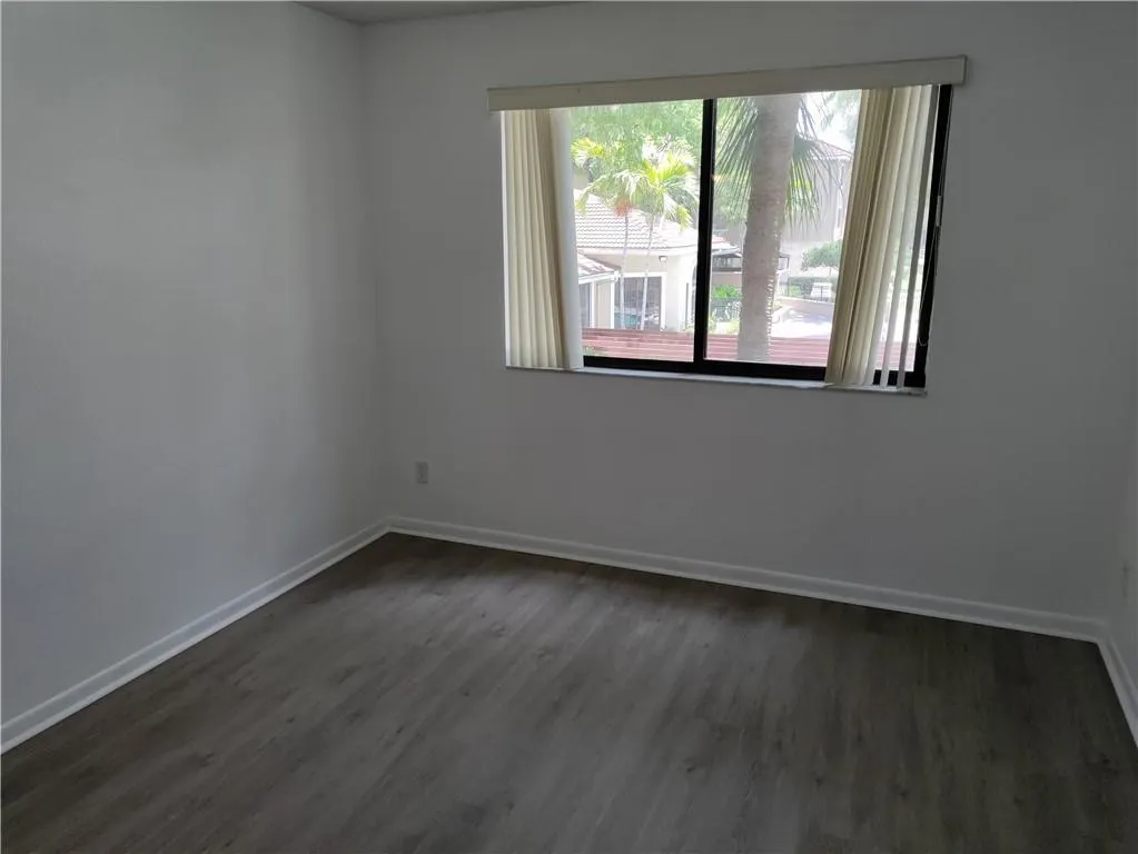9250 W Atlantic Blvd, #928