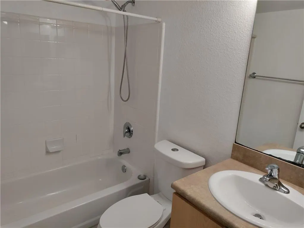 9250 W Atlantic Blvd, #928
