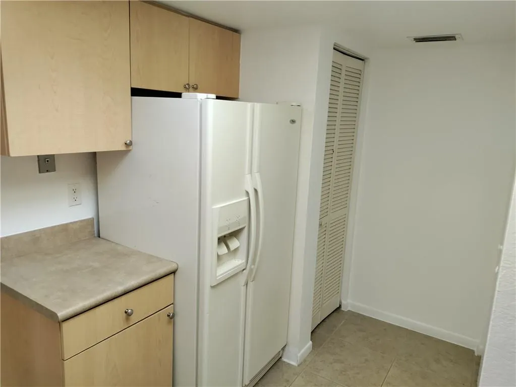 9250 W Atlantic Blvd, #928